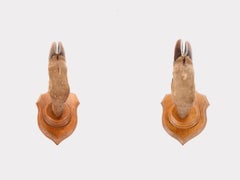 A hunting rifle holder with deer legs, France 1920.