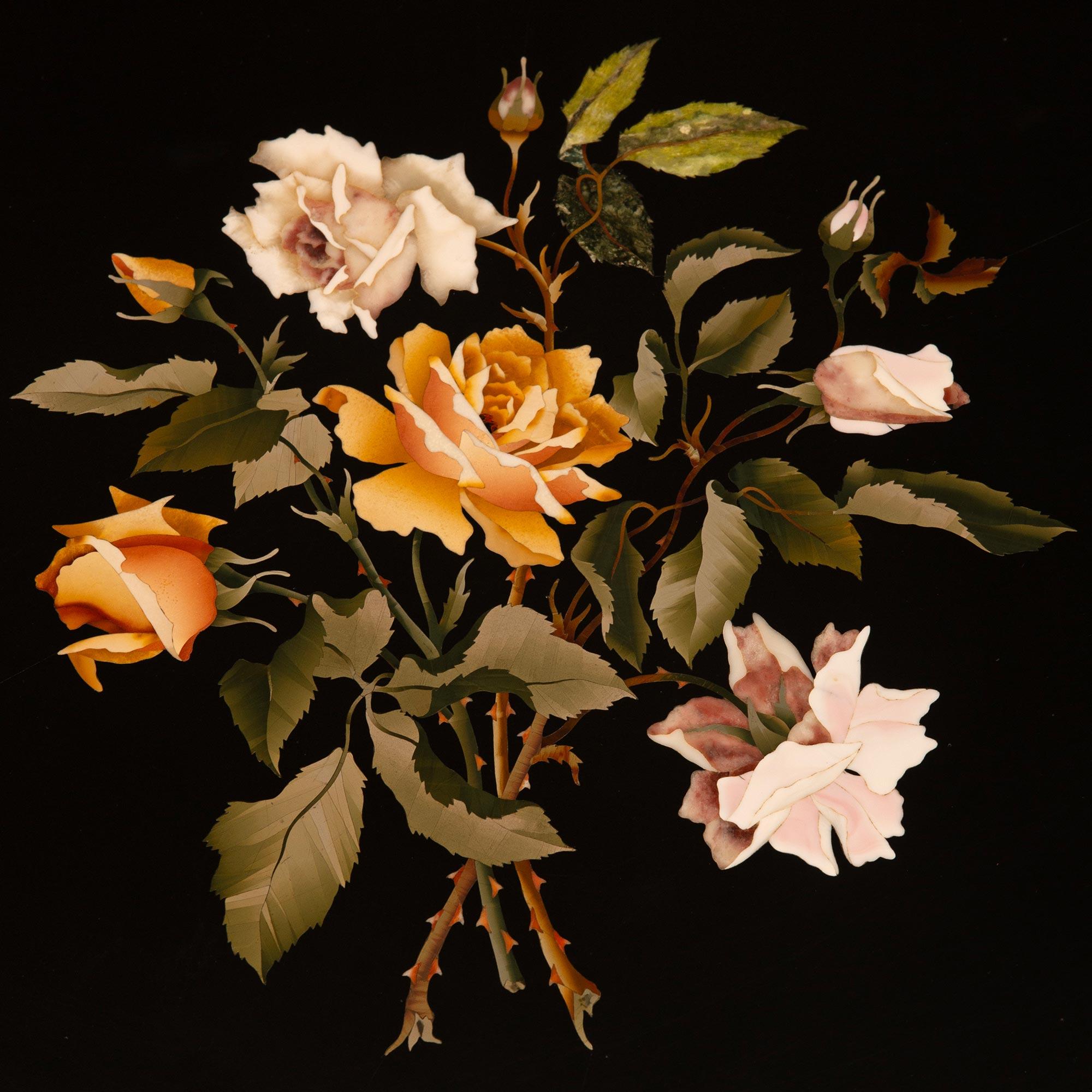 Table d'appoint à plateau basculant en bois doré Pietra Dura, Italie, 19e siècle, de style Florentine en vente 3