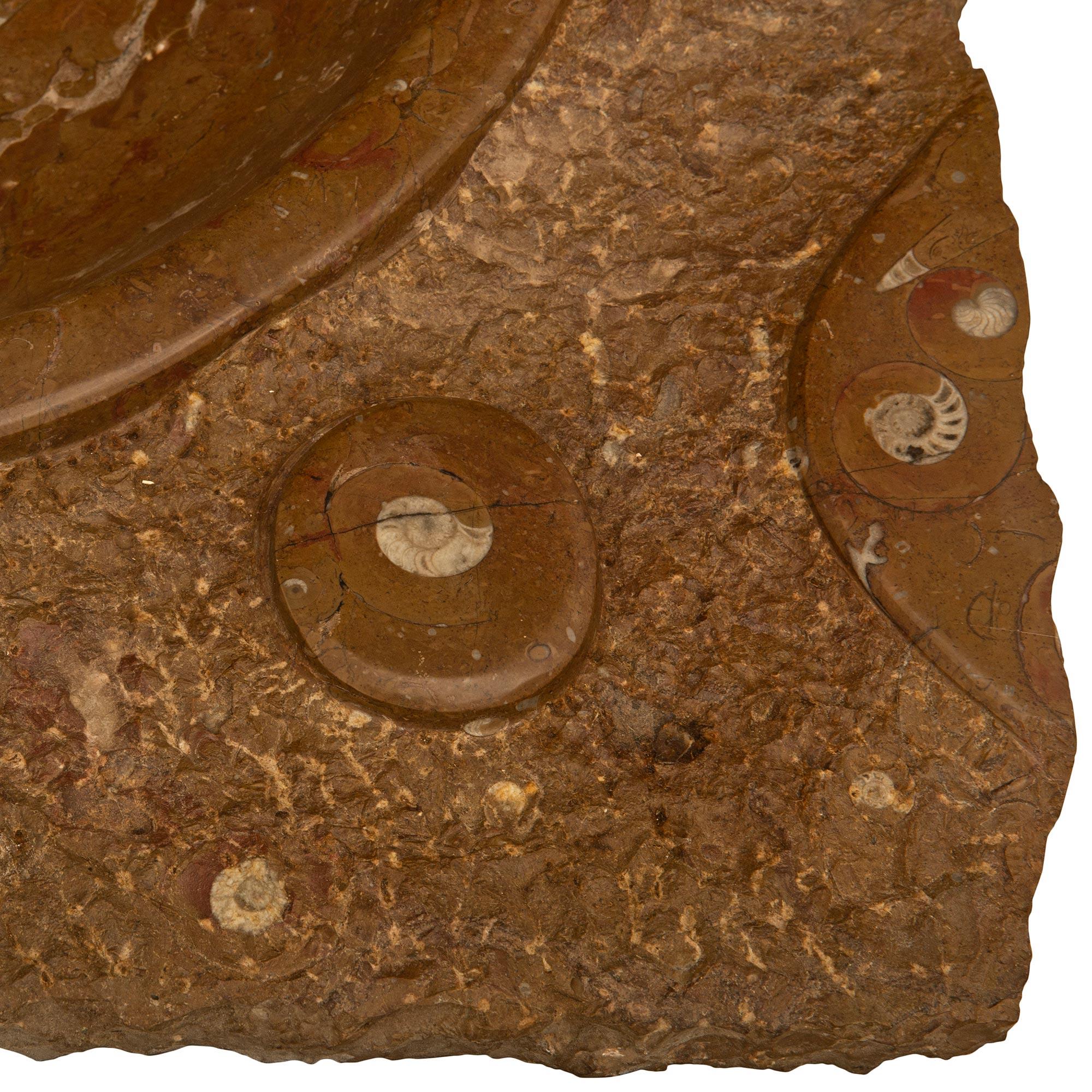 A Italian 19th century Fossilized Soapstone double sink For Sale 4