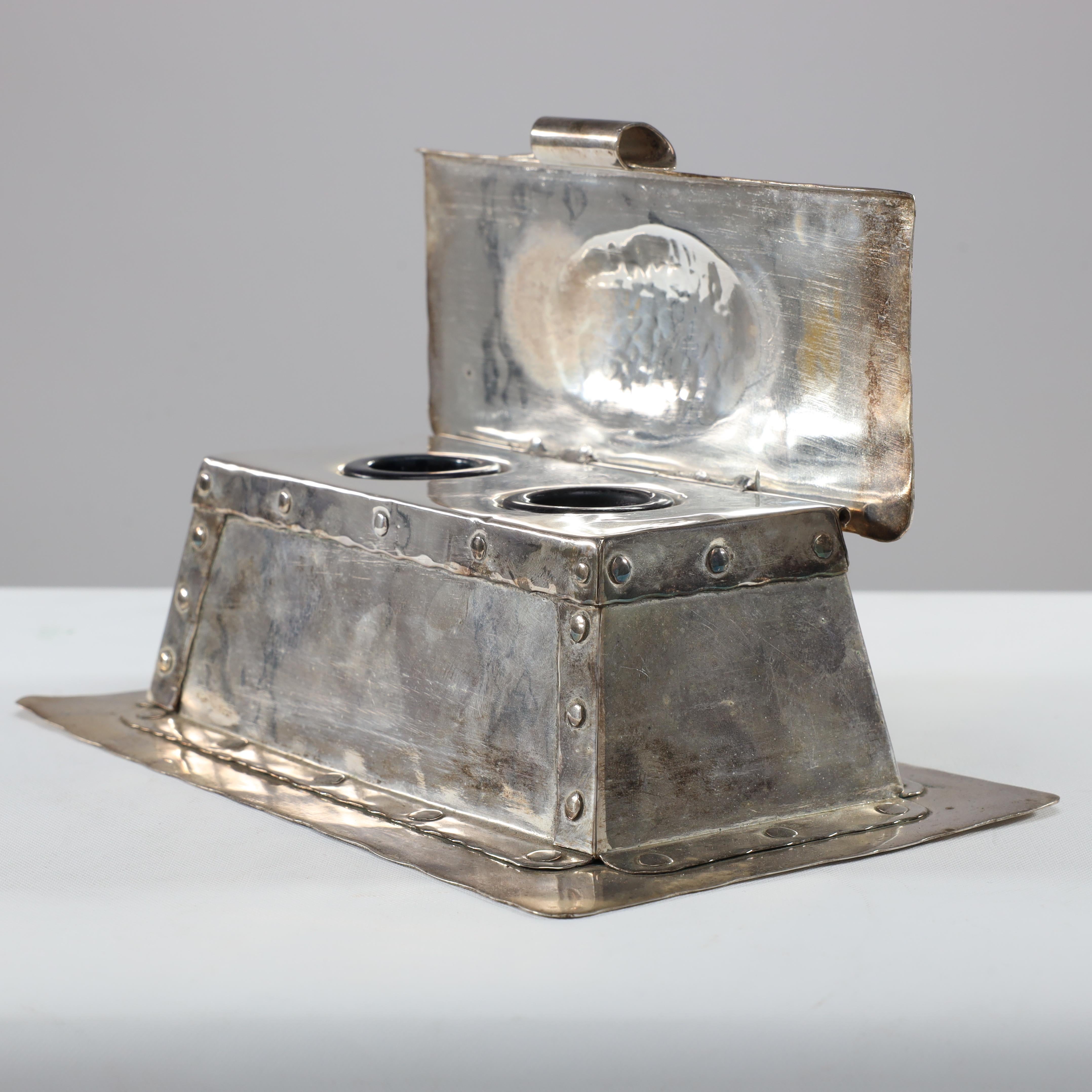 A J Seward of Birmingham Arts and Crafts Hammered Electro-Plated Double Inkstand In Good Condition For Sale In London, GB