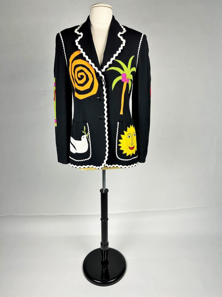 Noir Une veste de Franco Moschino pour Cheap and Chic - Italie Circa 1990 en vente