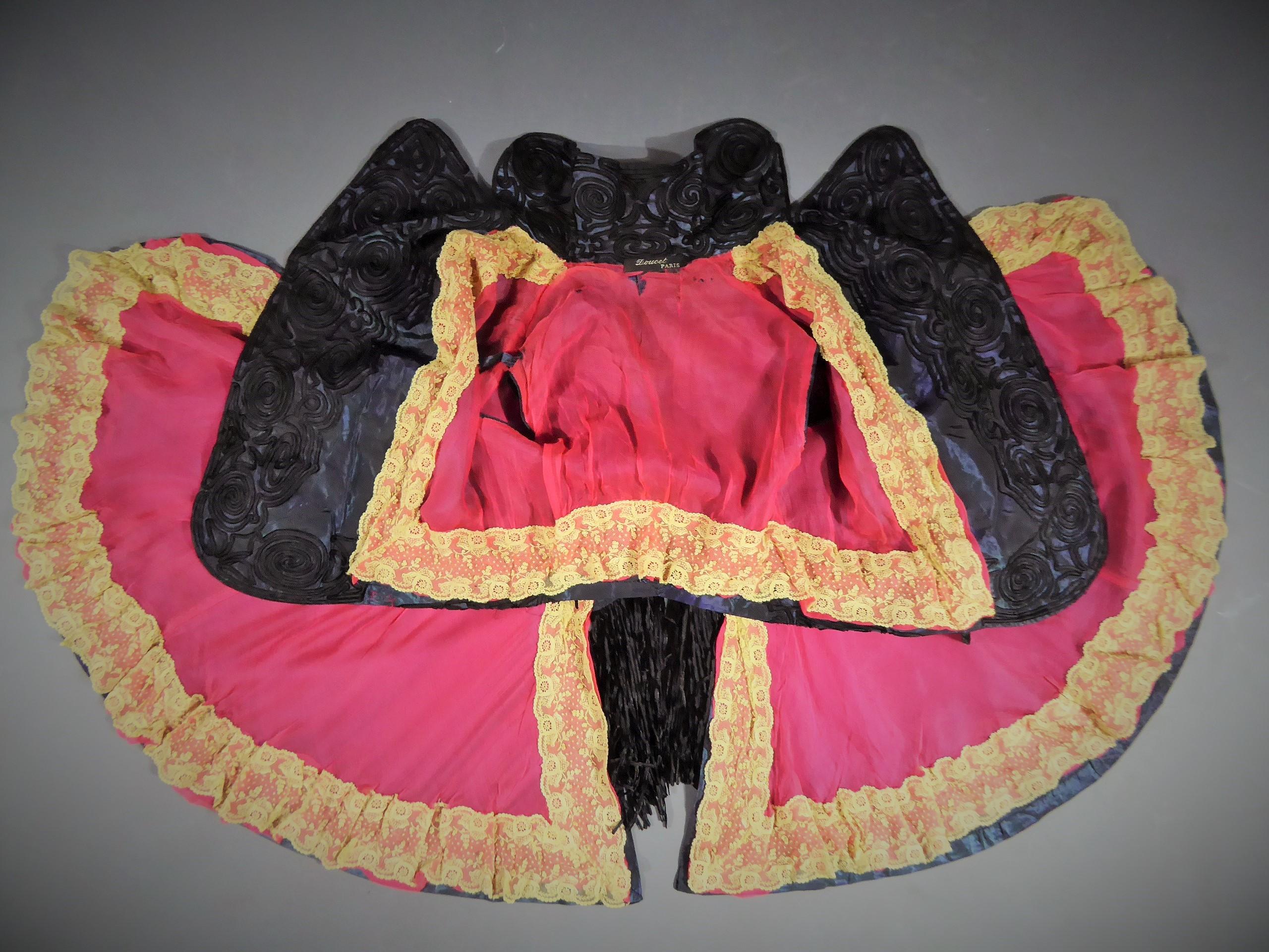 A Jacques Doucet French Couture Evening Taffeta Silk Mantle, Circa 1900 For Sale 6
