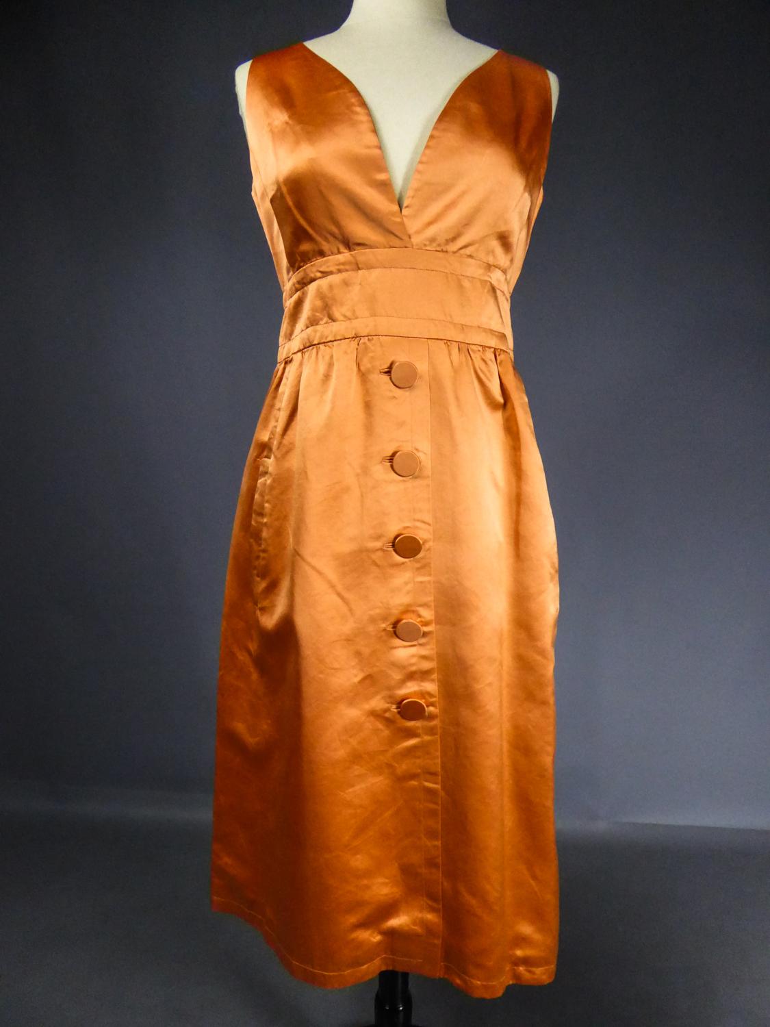 A Jacques Heim French Couture Mandarin Satin Silk Set Circa 1950/1960 For Sale 9