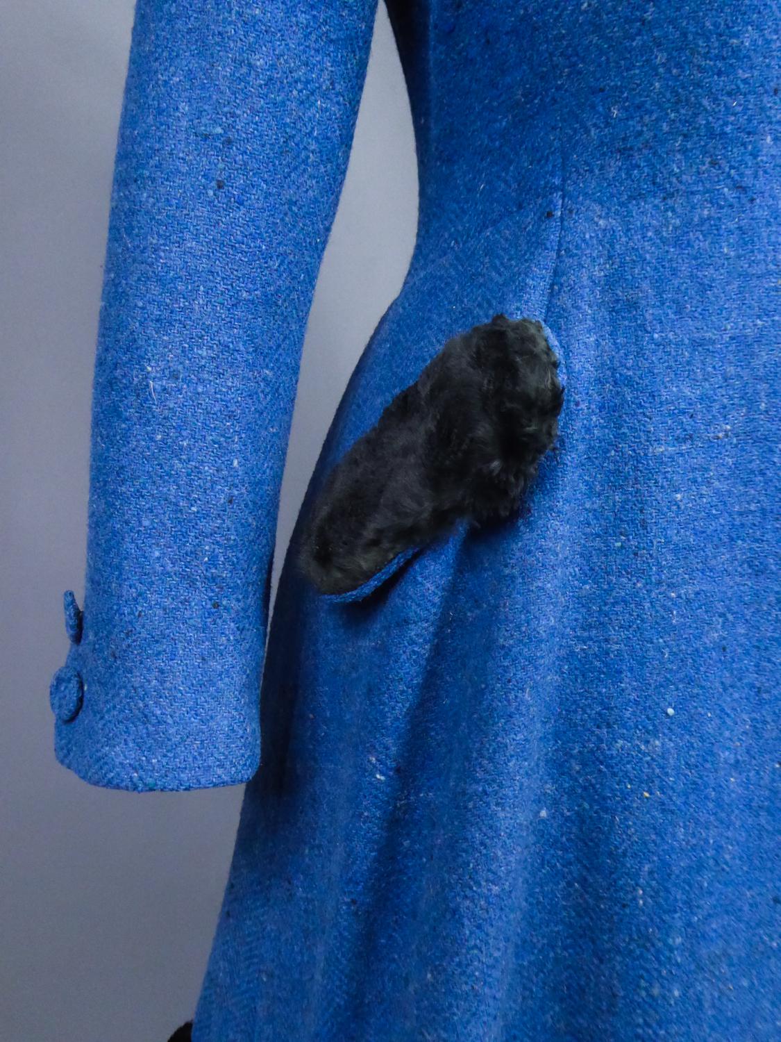 A Jacques Heim In Wool And Fur Couture Coat - France Circa 1960 For Sale 6