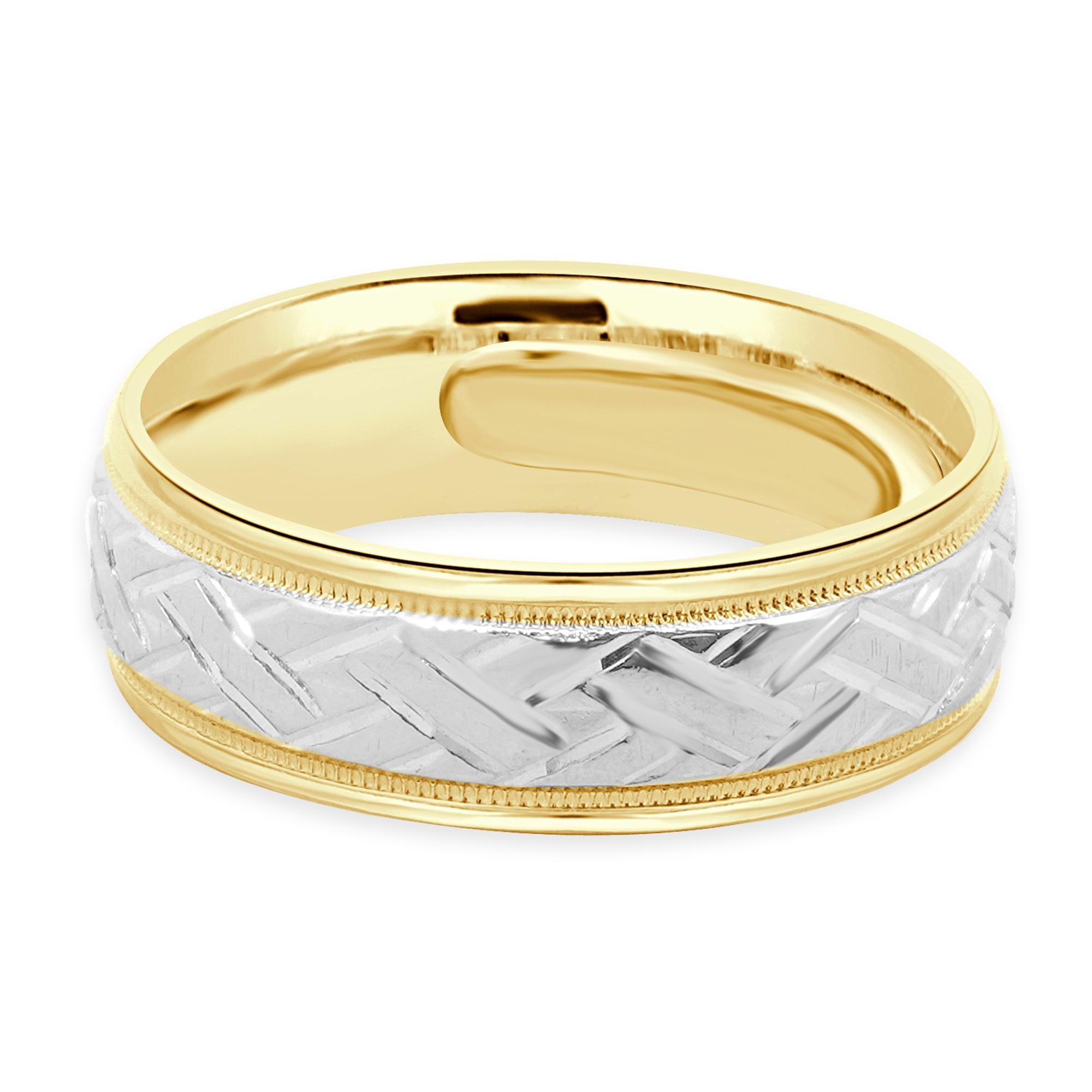 Designer: A. Jaffe
Material: 14K yellow gold
Dimensions: ring measures 6.5mm wide
Weight: 9.37 grams
Size:7.75 (complimentary sizing available)

415-168