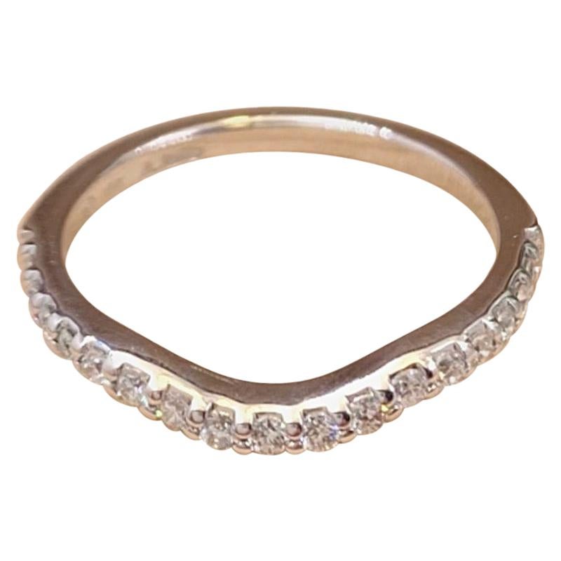 A. Jaffe Round Diamond Contour Wedding Band Ring 18 Karat White Gold #1 For Sale