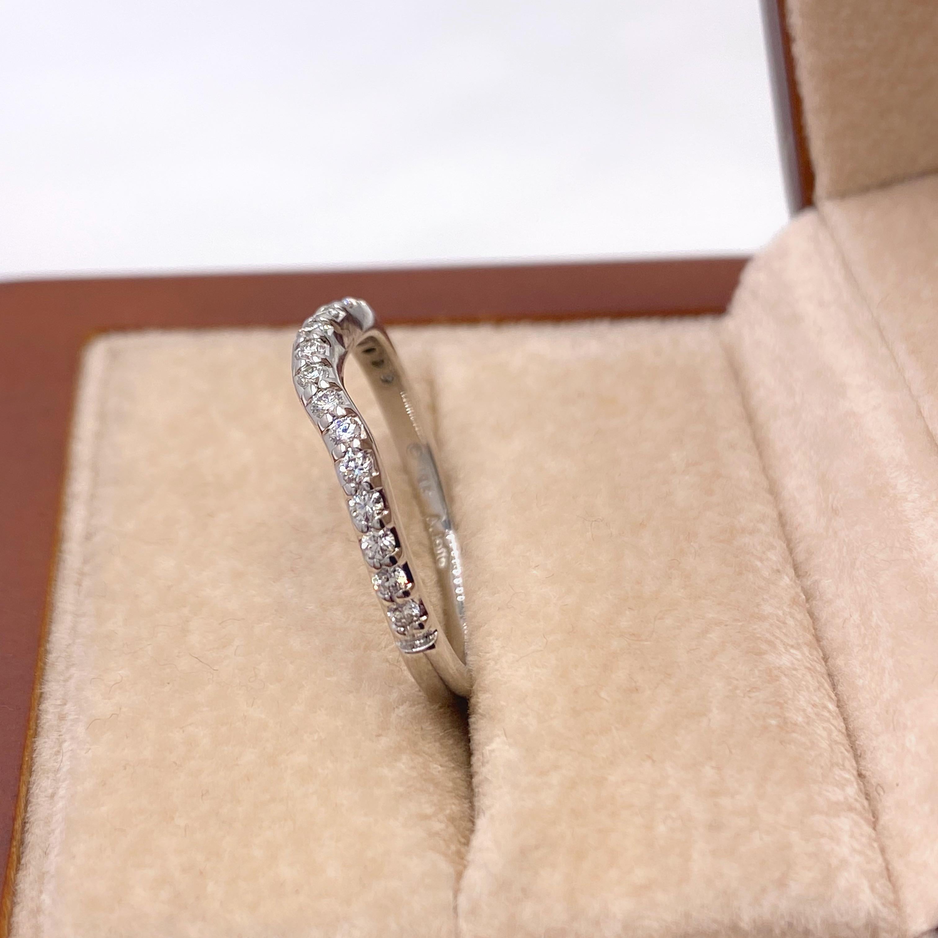 A. Jaffe Round Diamond Contour Wedding Band Ring 18 Karat White Gold #1 For Sale 1
