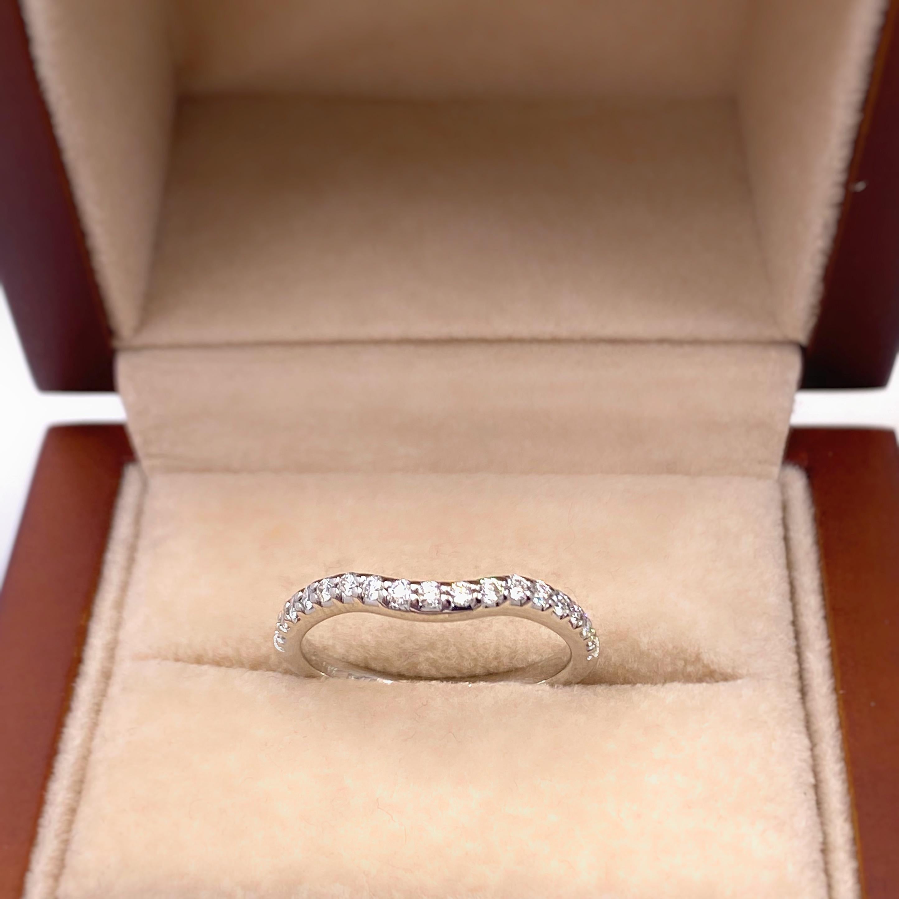 A. Jaffe Round Diamond Contour Wedding Band Ring 18 Karat White Gold #2 For Sale 6