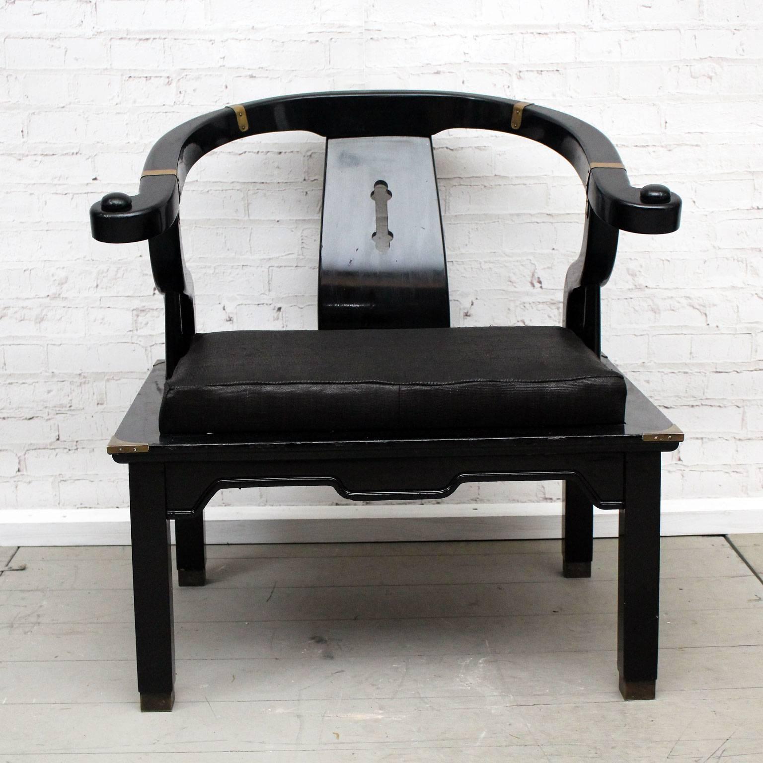James Mont 1960s Horseshoe Black Lacquered Chinoiserie Armchair In Good Condition In Kent, GB