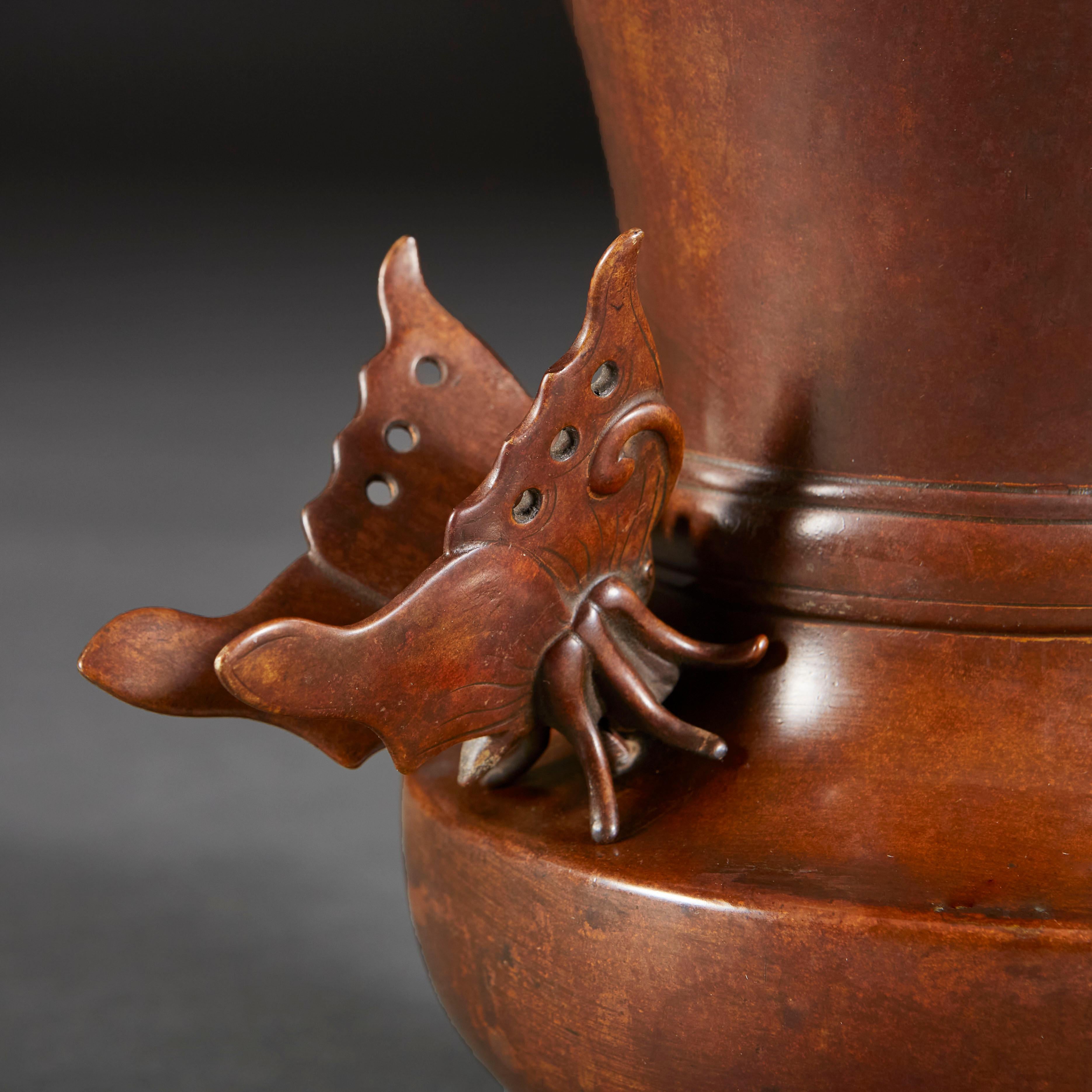 Vase en bronze japonais à utiliser comme lampe Bon état - En vente à London, GB