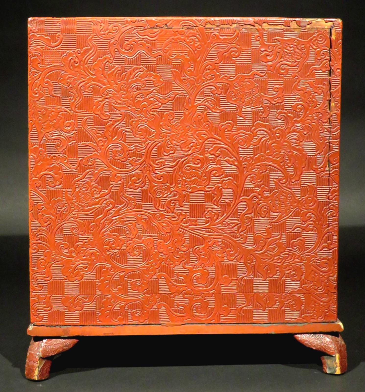 Japanese Cinnabar Scholars Cabinet, Early Taisho Period (1912-1926) For Sale 6