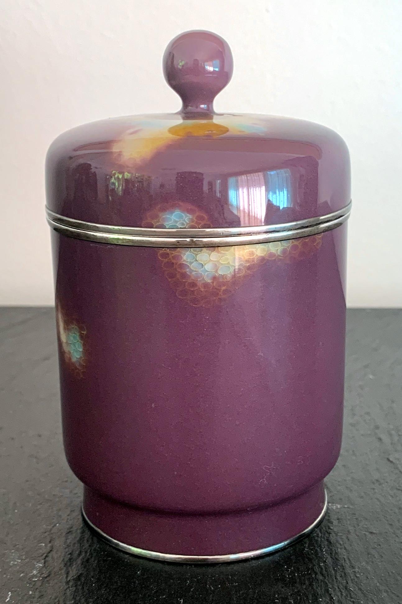 Japanese Cloisonné Covered Jar by Ando Jubei In Good Condition For Sale In Atlanta, GA