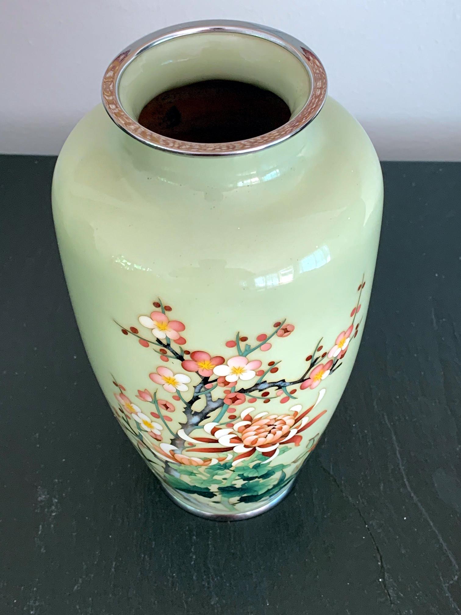 Japanese Cloisonne Vase by Ando Jubei  For Sale 1