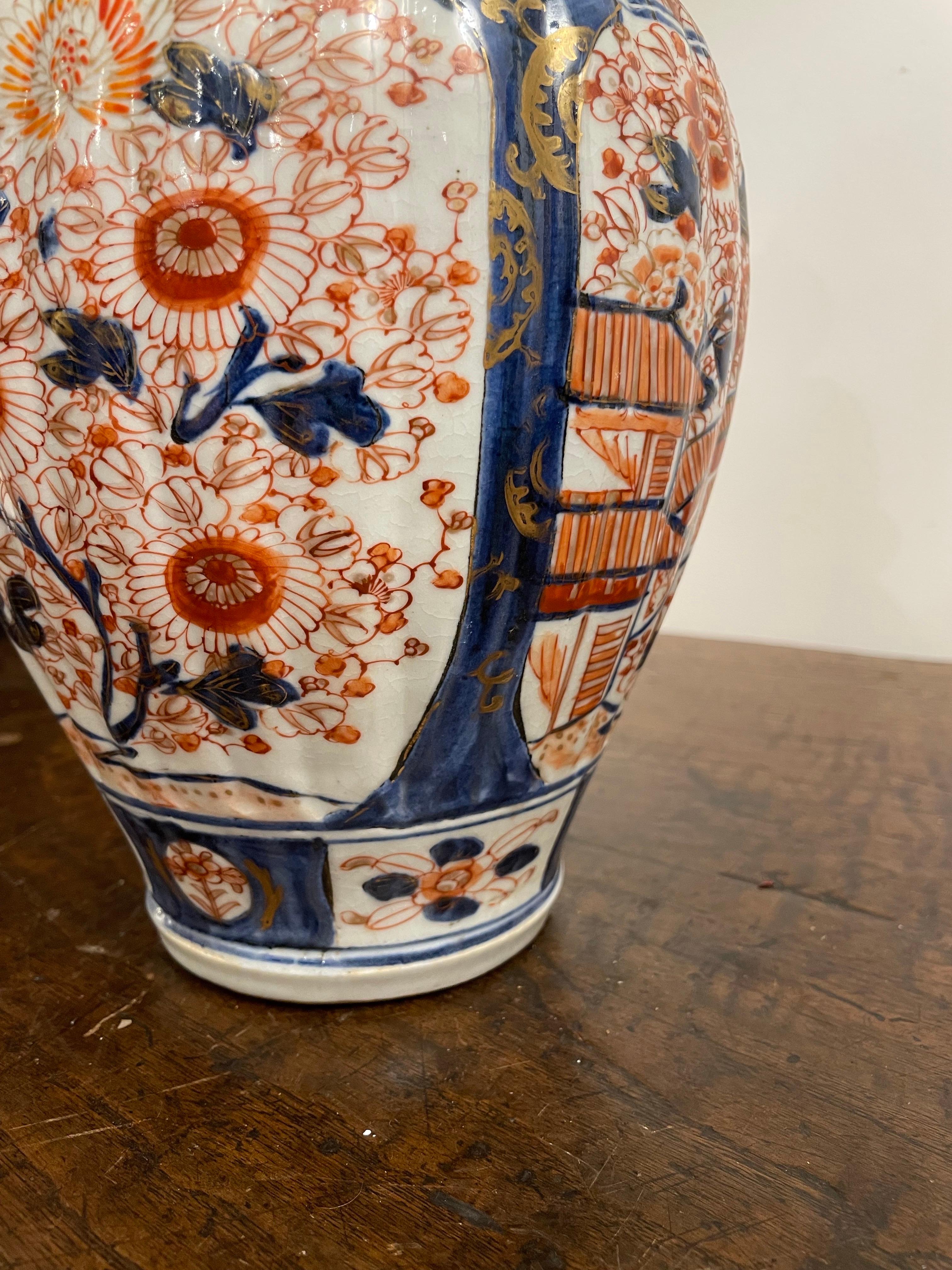 A Japanese Fluted and Covered Imari Baluster Vase, 19th Century For Sale 2