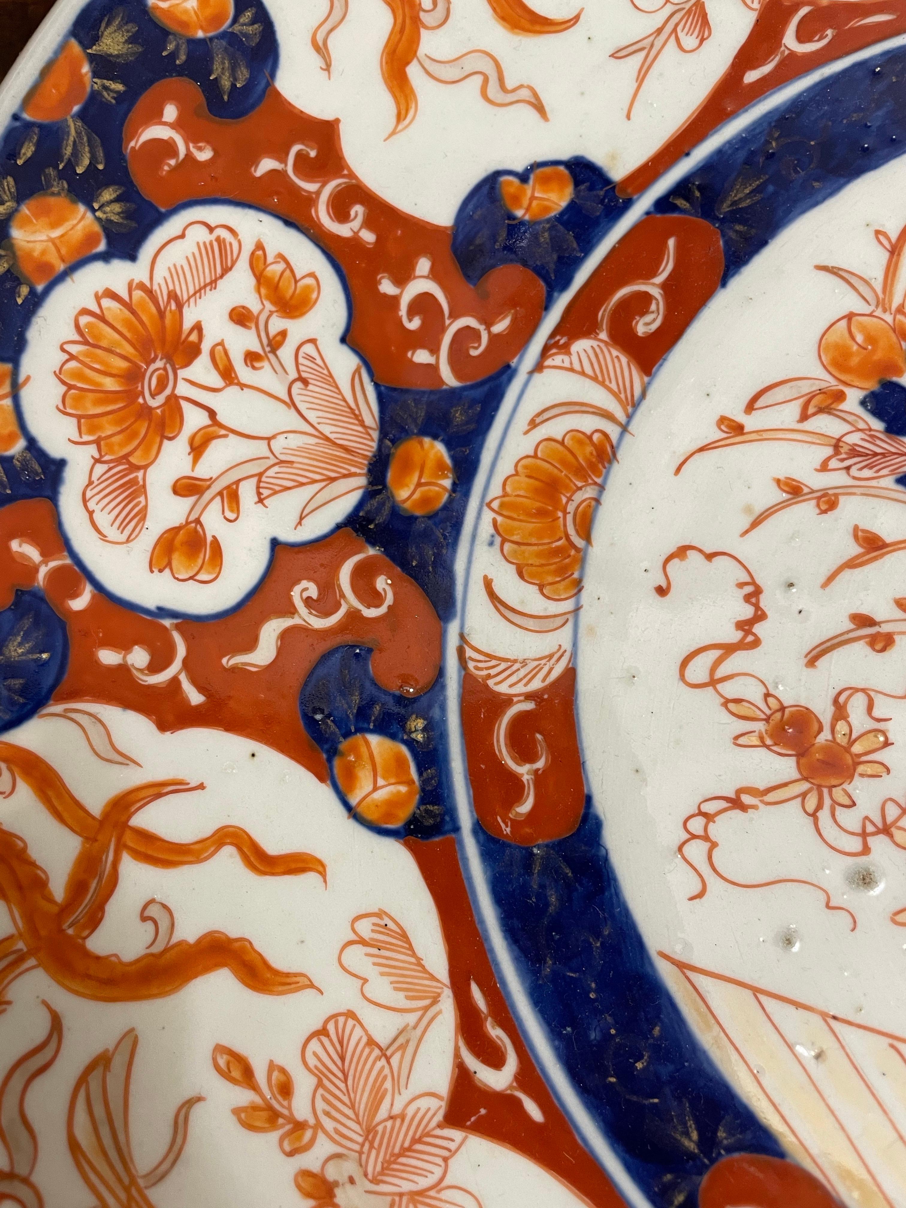 A Japanese Imari Charger, 19th Century In Good Condition For Sale In ARMADALE, VIC