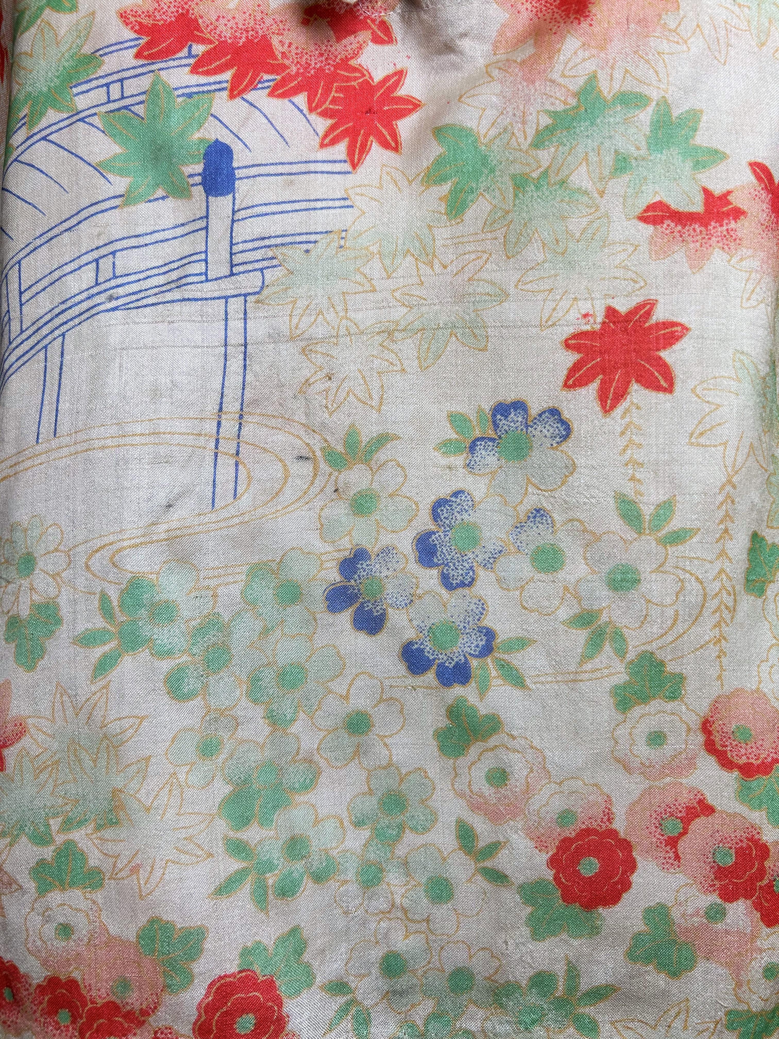 Un pijama de noche de seda estampada de inspiración japonesa - Francia Circa 1930 en venta 10