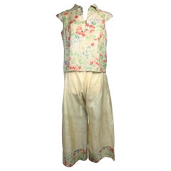 Ein japanisch inspirierter bedruckter Seidenpyjama - Frankreich CIRCA 1930