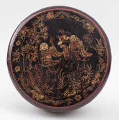 Japanese Lacquered Drum-Shaped Box