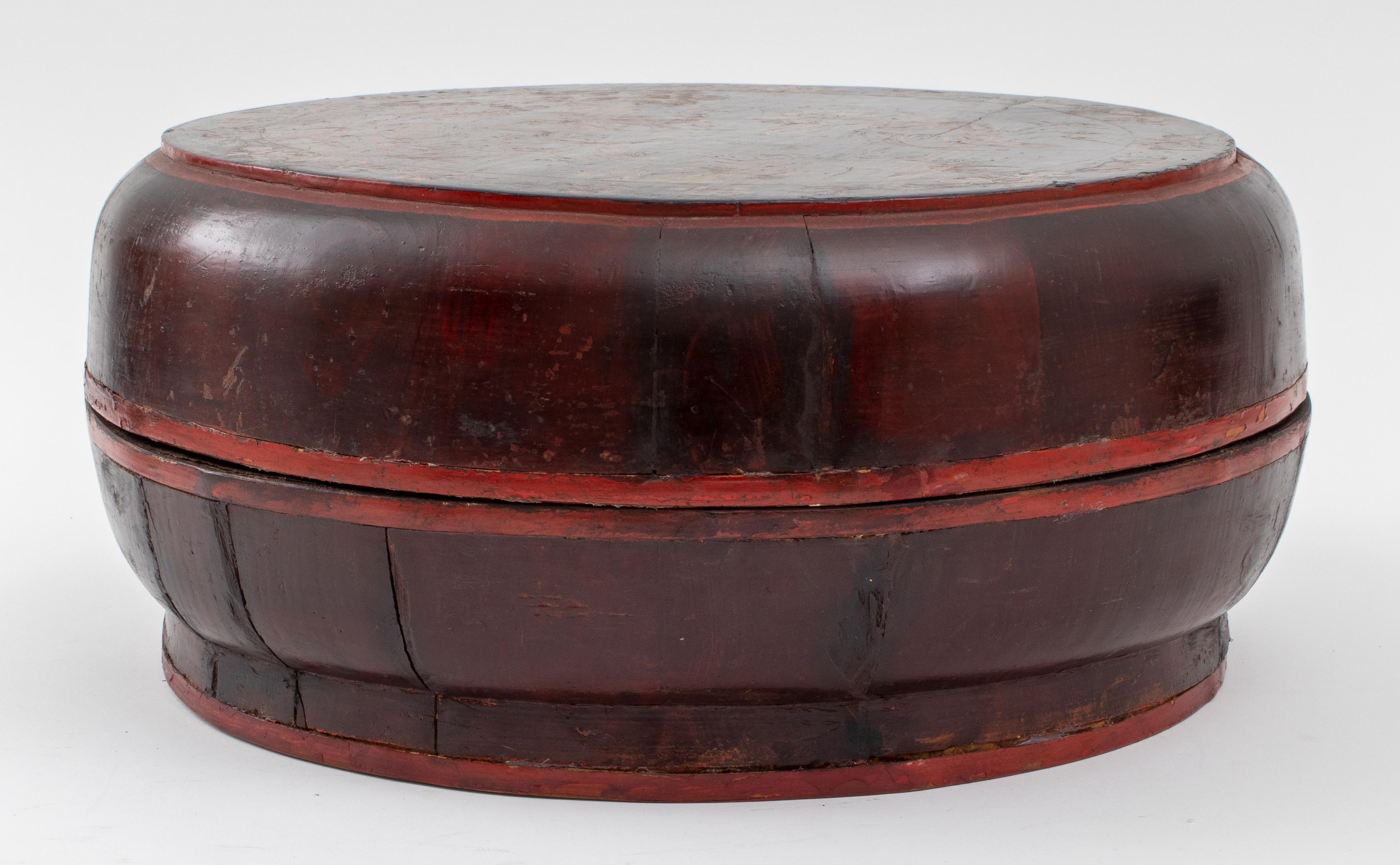 20th Century Japanese Lacquered Drum-Shaped Box For Sale