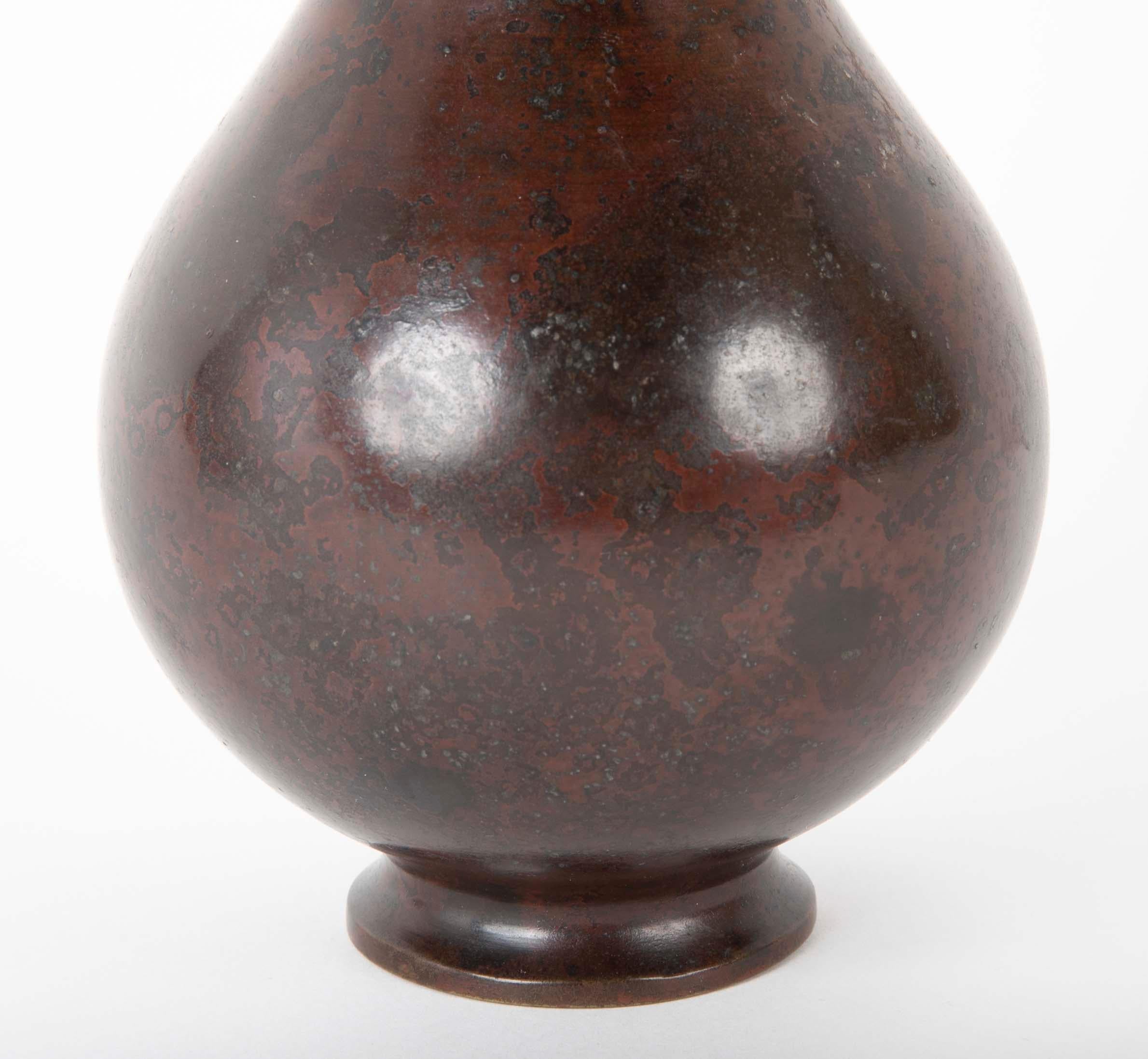 Japanese Meiji Period Patinated Bronze Ikebana Vase In Good Condition In Stamford, CT