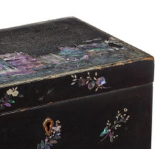 Japanese Nagasaki Export Lacquer Box with Depiction of the 'Trippenhuis'