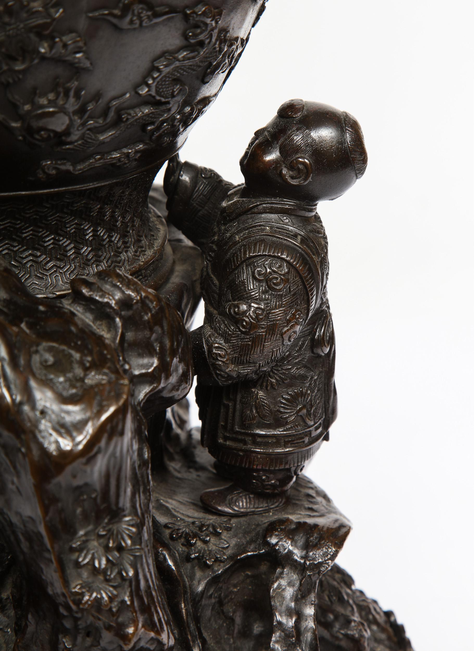 Japanese Patinated Bronze Figural Clock Vase, Meiji Period 5