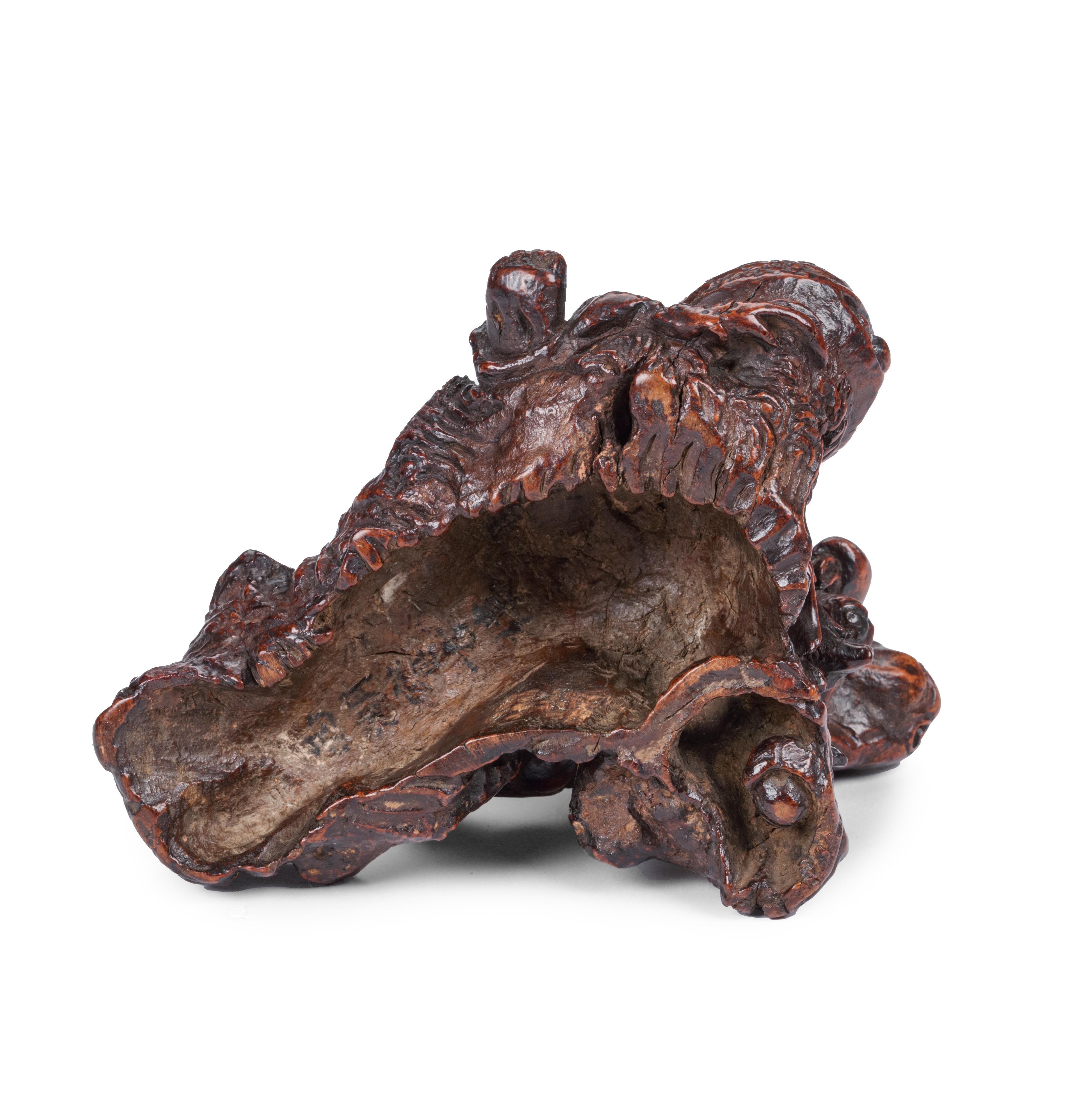 Eine japanische Wurzelholzskulptur von Gama Sennin (Geschnitzt) im Angebot