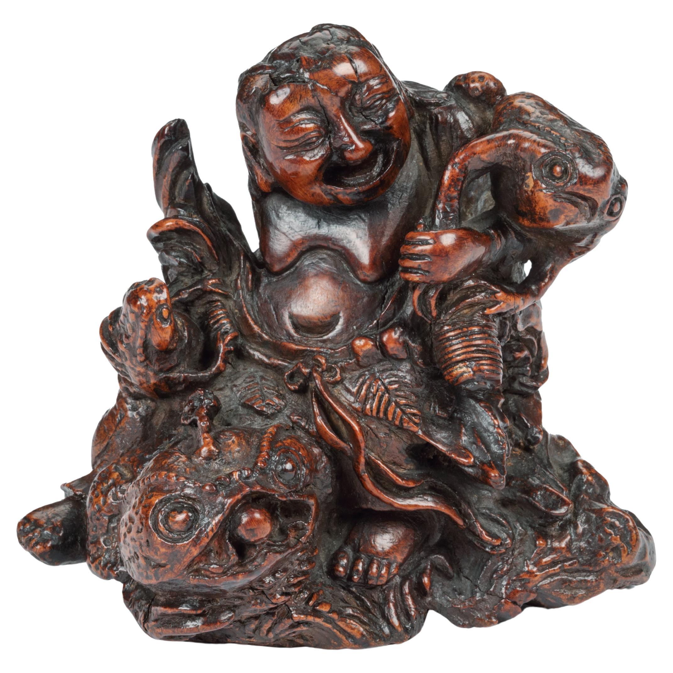 Eine japanische Wurzelholzskulptur von Gama Sennin im Angebot