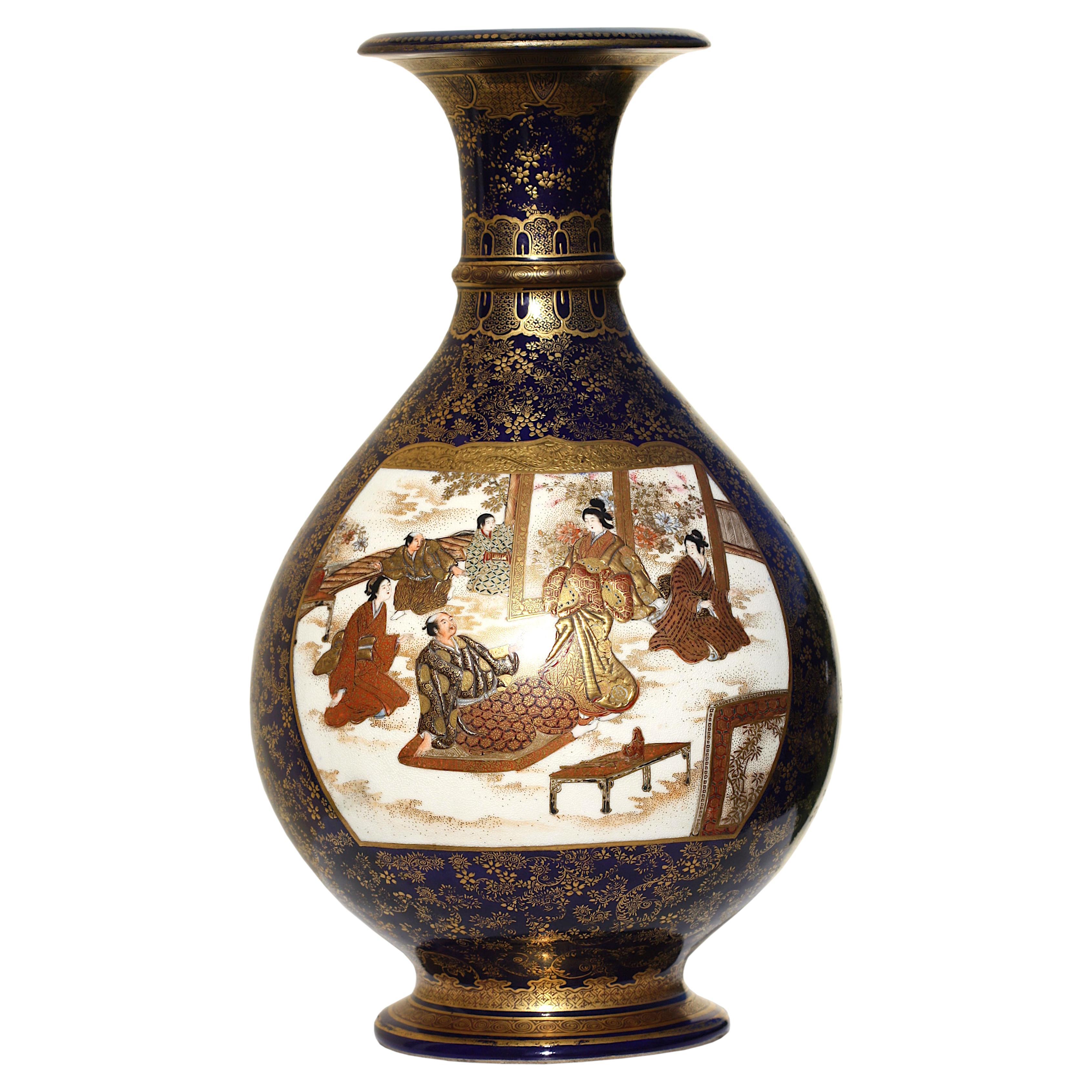 Vase en faïence japonaise Satsuma de Kinkozan, période Meiji  en vente