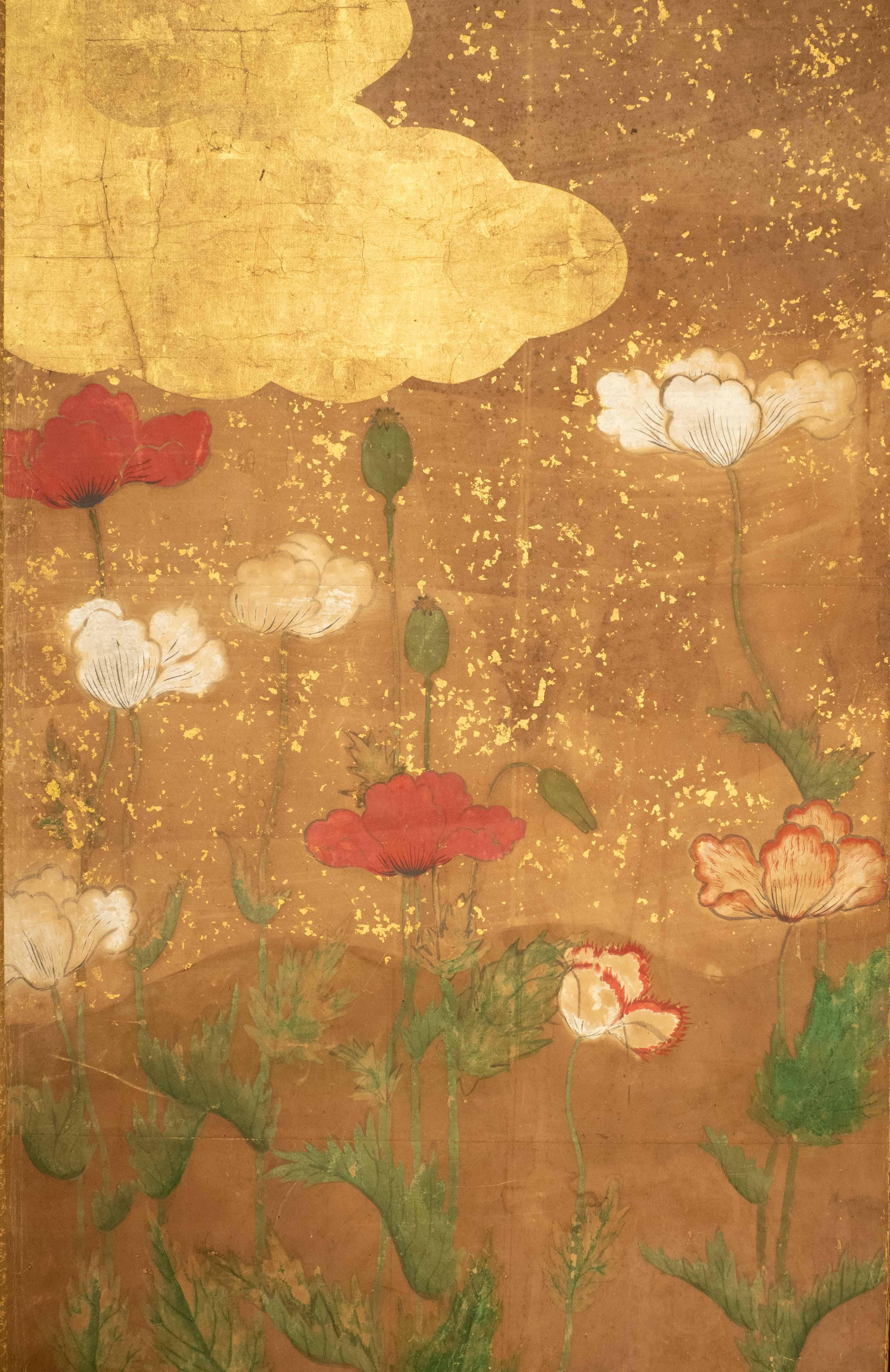 Dipinto a mano A Japanese Two-panel Gold-leaf Screen With Poppies, Rinpa School in vendita