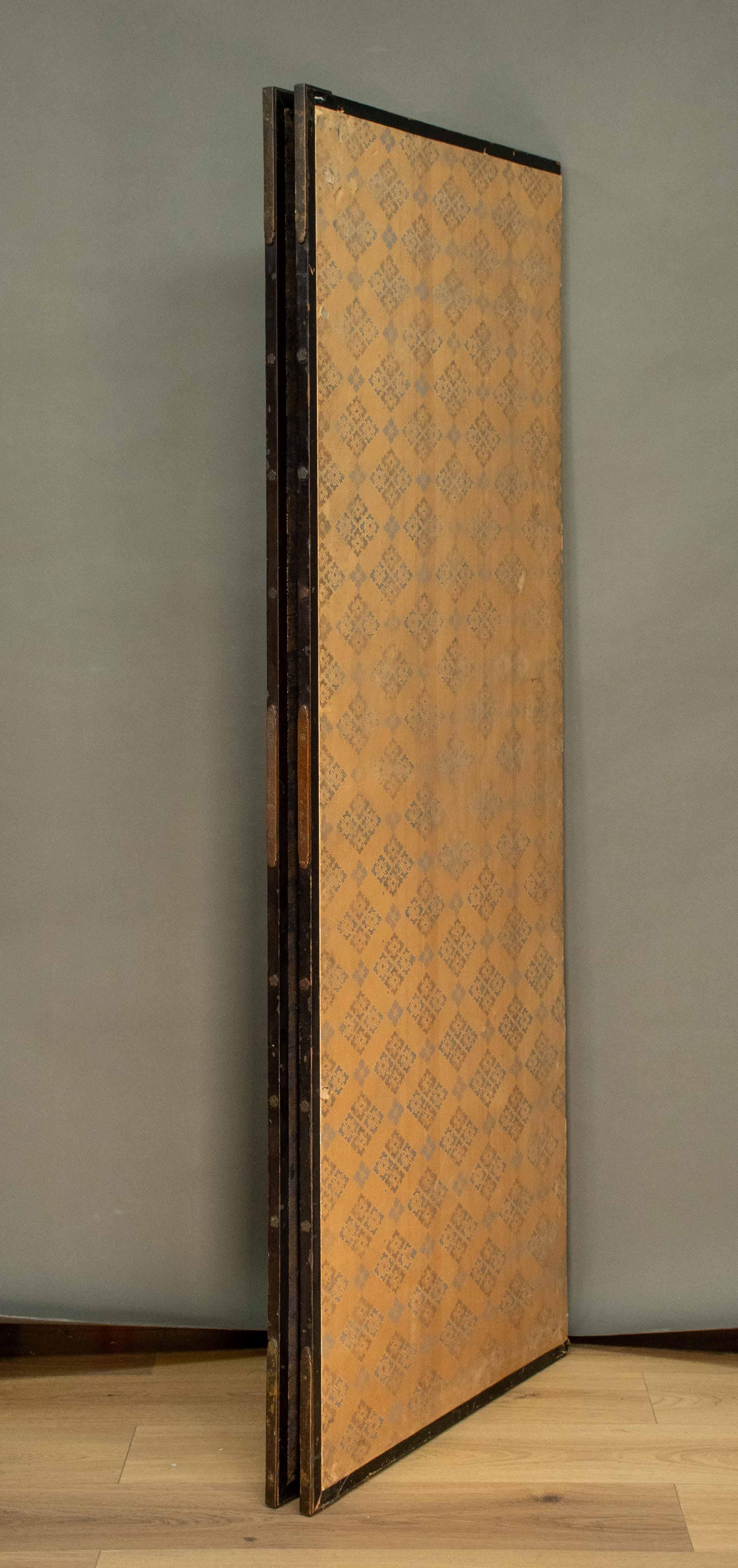 A Japanese Two-panel Gold-leaf Screen With Poppies, Rinpa School in vendita 3