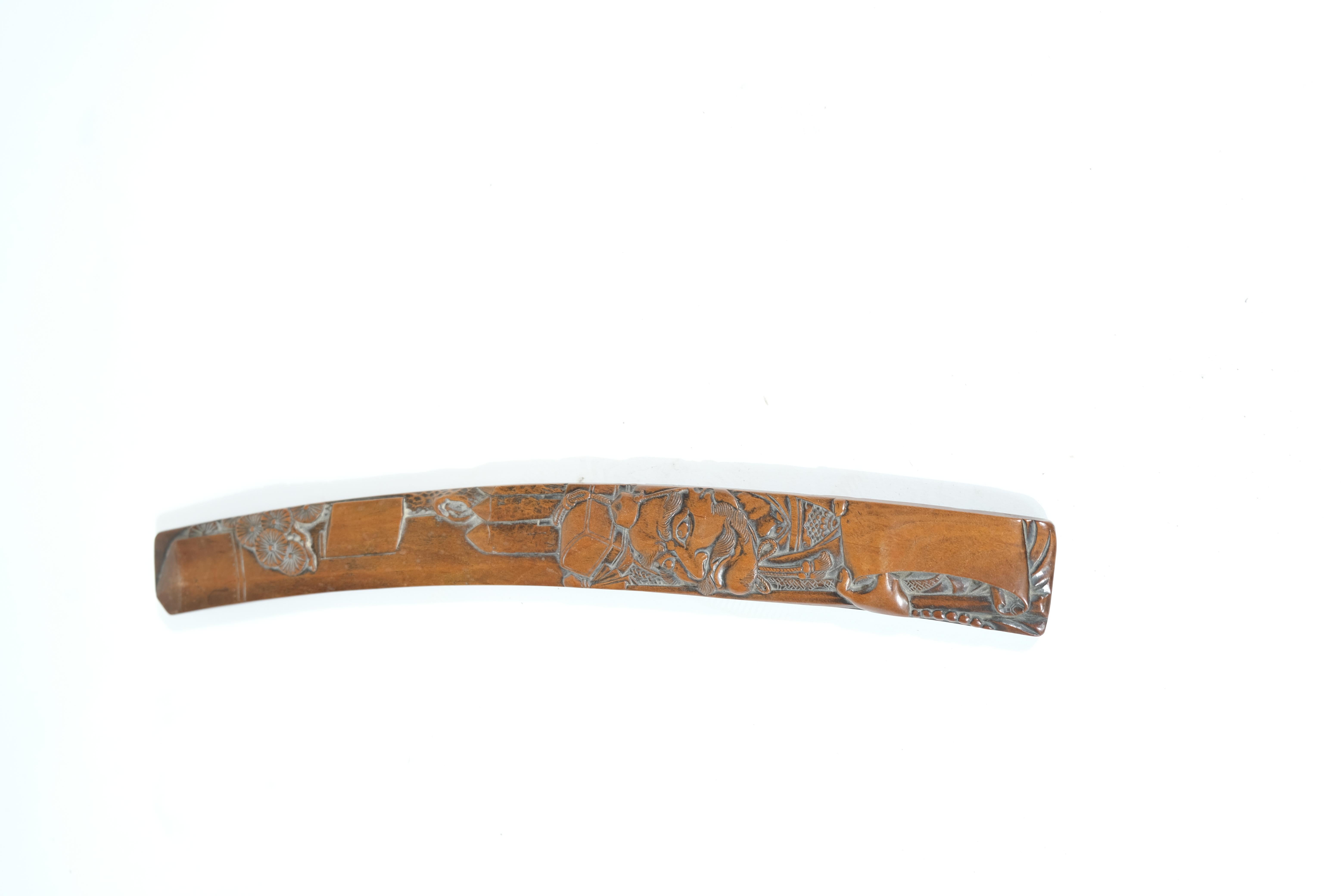 Hand-Carved Japanese Wooden Dagger, Late 19th C For Sale