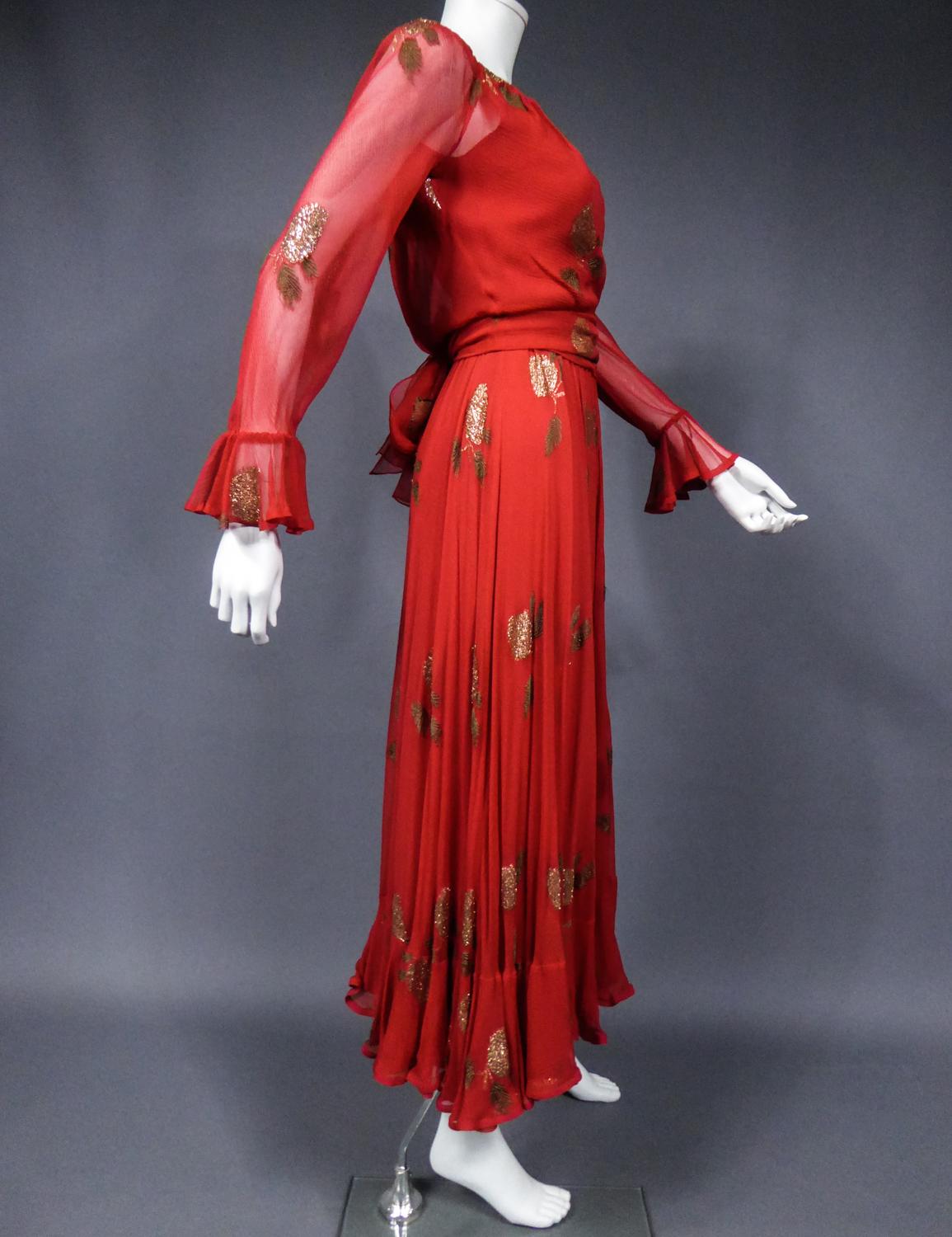 Une robe de couture française de Jean Patou numérotée 98427 en crêpe lamé Collectional 1974 en vente 6
