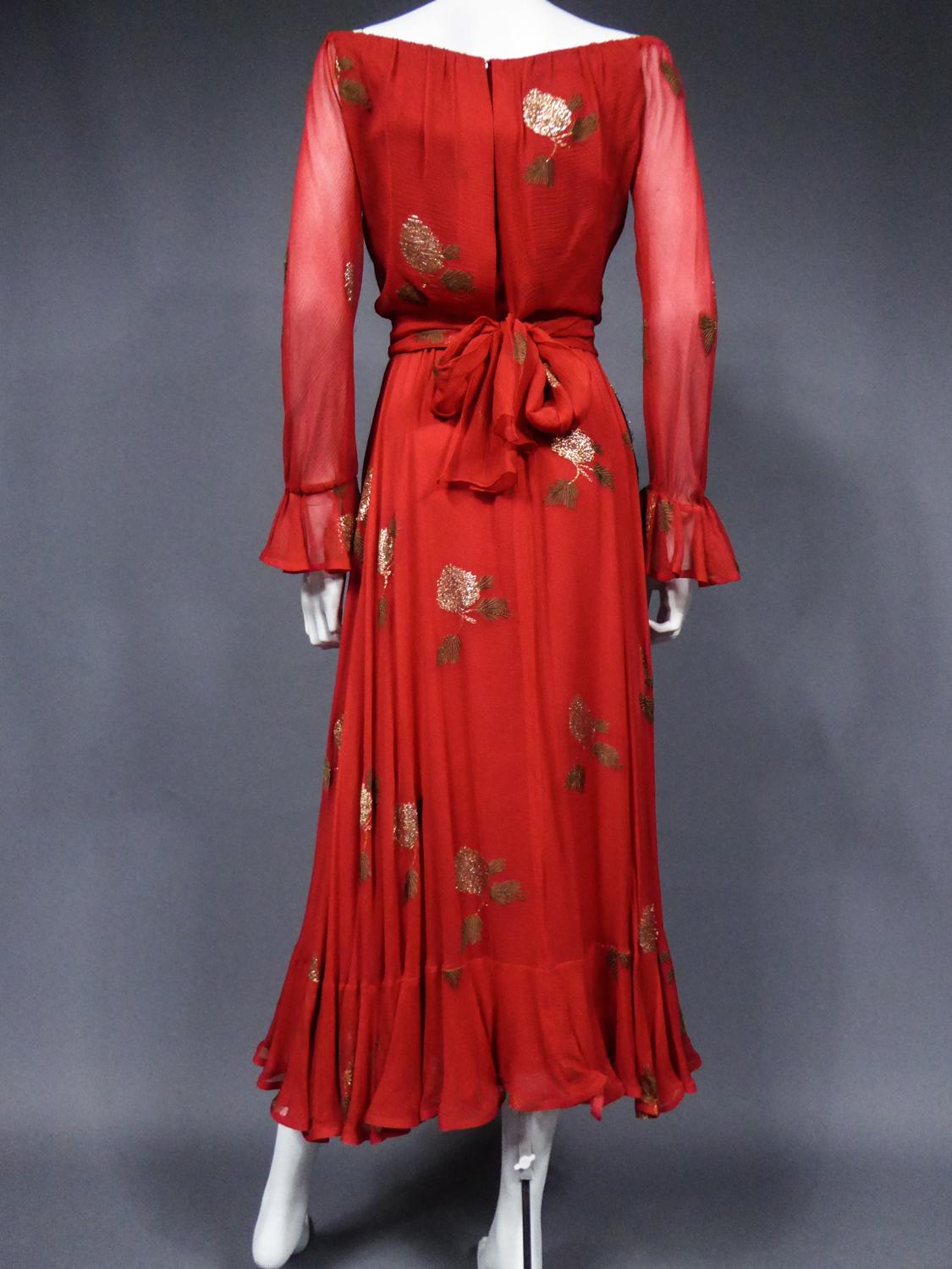 A Jean Patou French Couture Dress Numbered 98427 in Lamé Crepe Collection 1974 For Sale 4