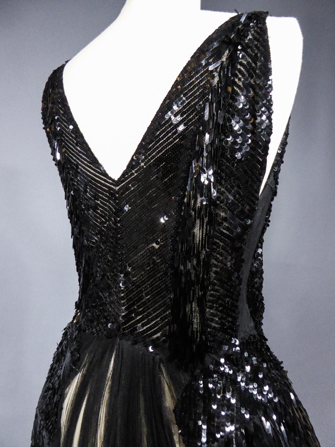 A Jeanne Lanvin inspiration Robe de Style Net Embroidered with sequins C. 1930 8