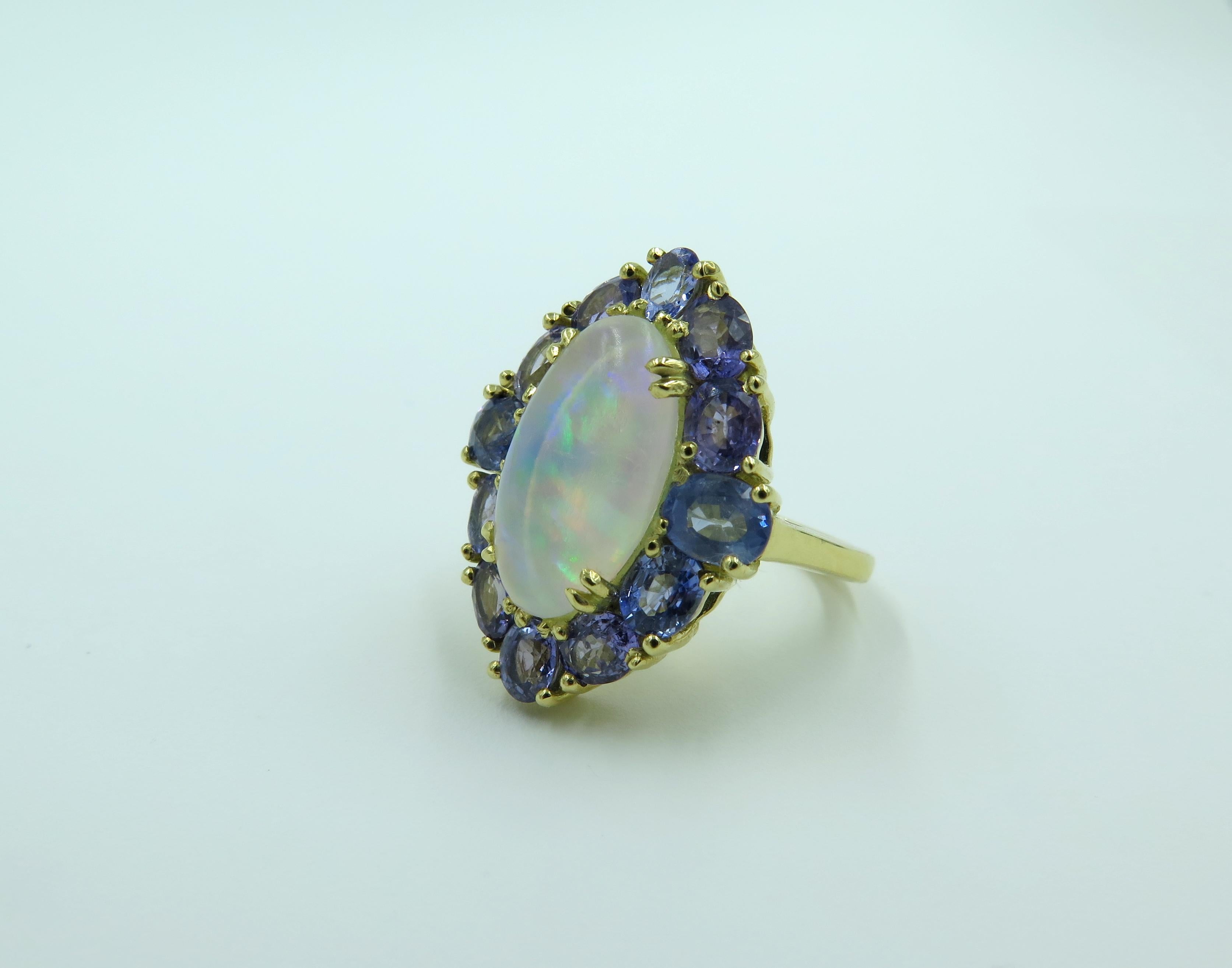 Jelly Opal, Sapphire and Gold Ring In Excellent Condition In New York, NY
