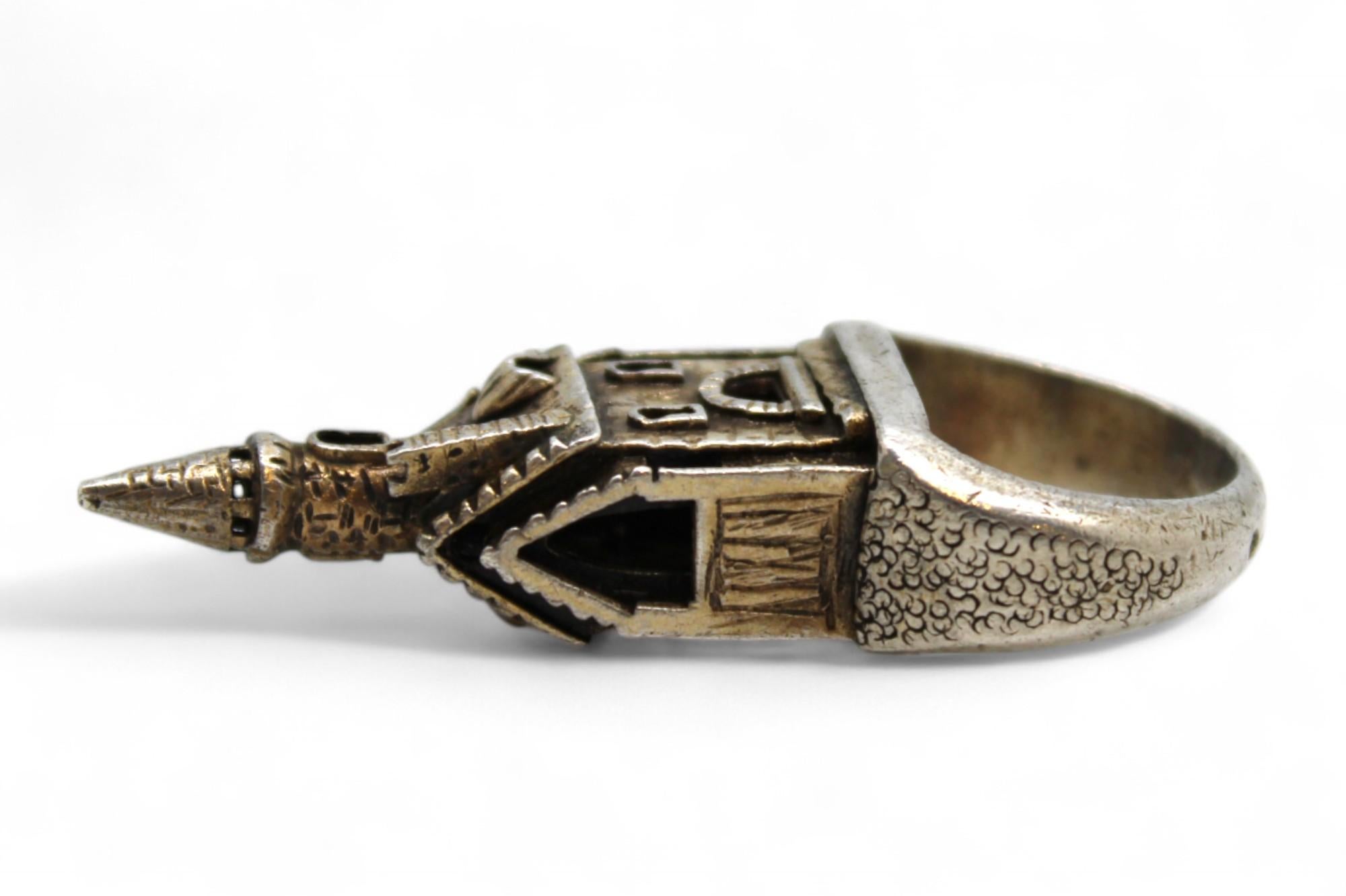 A Jewish German Silver Wedding Ring, Probably Circa 1800 In Good Condition For Sale In New York, NY