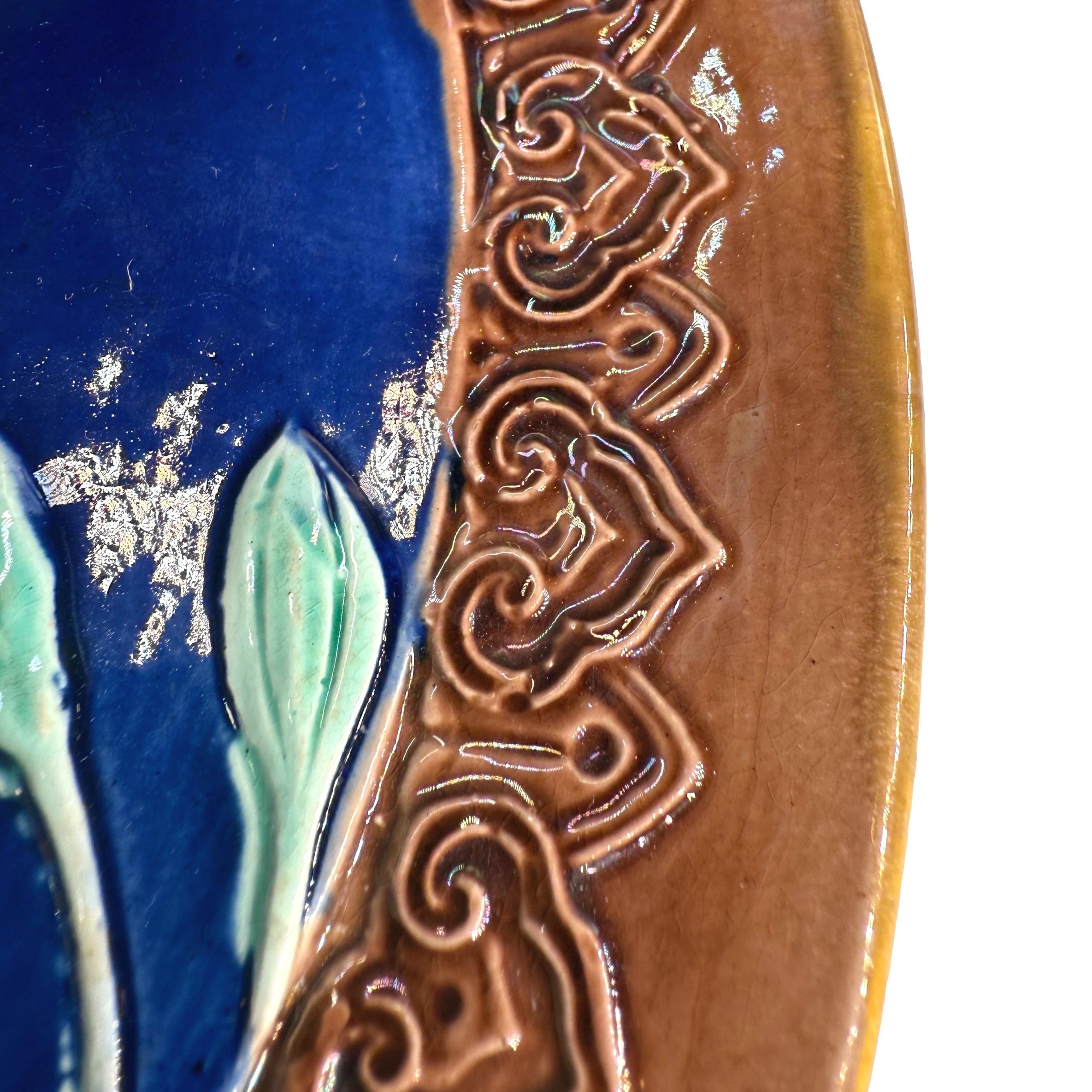 XIX secolo Piatto a forma di pesce in maiolica blu cobalto di Joseph Holdcroft, inglese, 1880 ca. in vendita