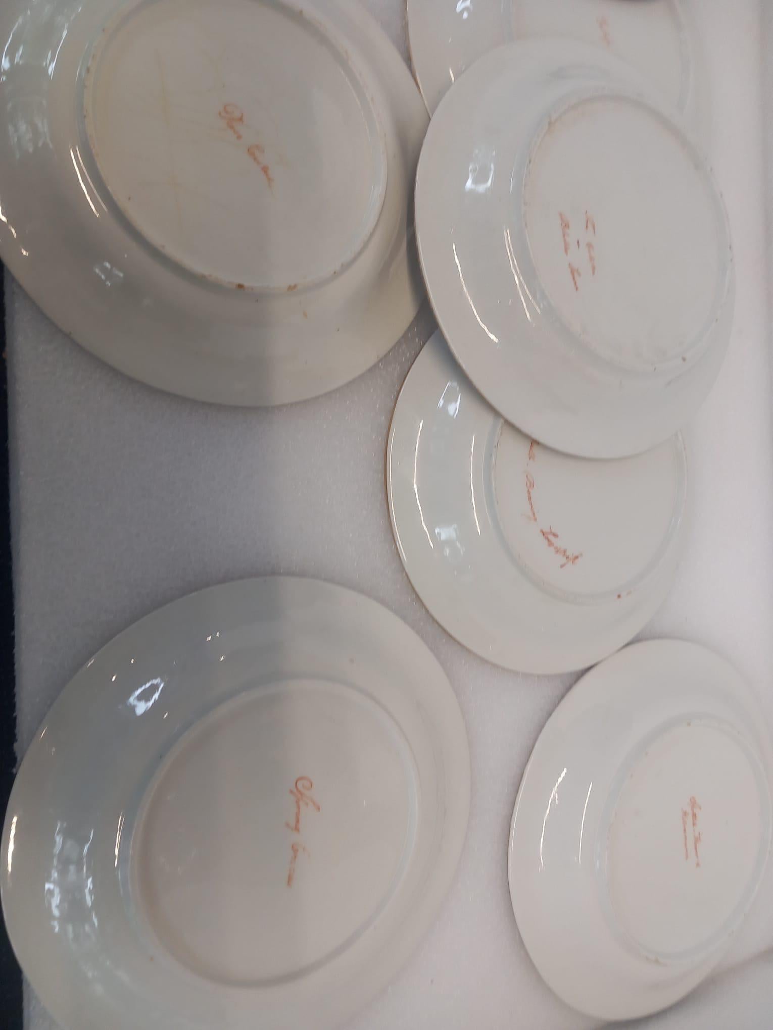 A John and William Ridgway antique part dessert service For Sale 10