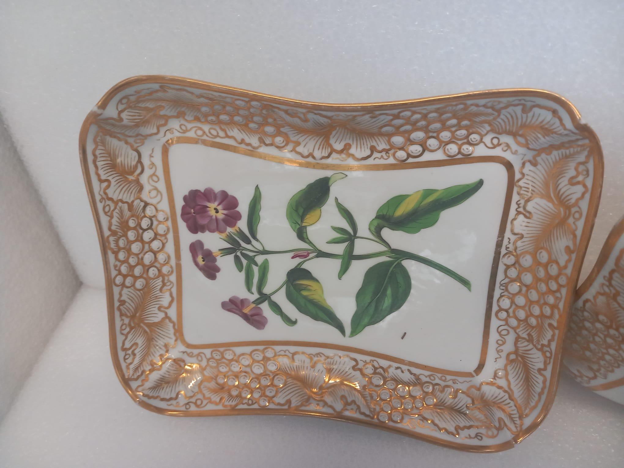 A John and William Ridgway antique part dessert service For Sale 1