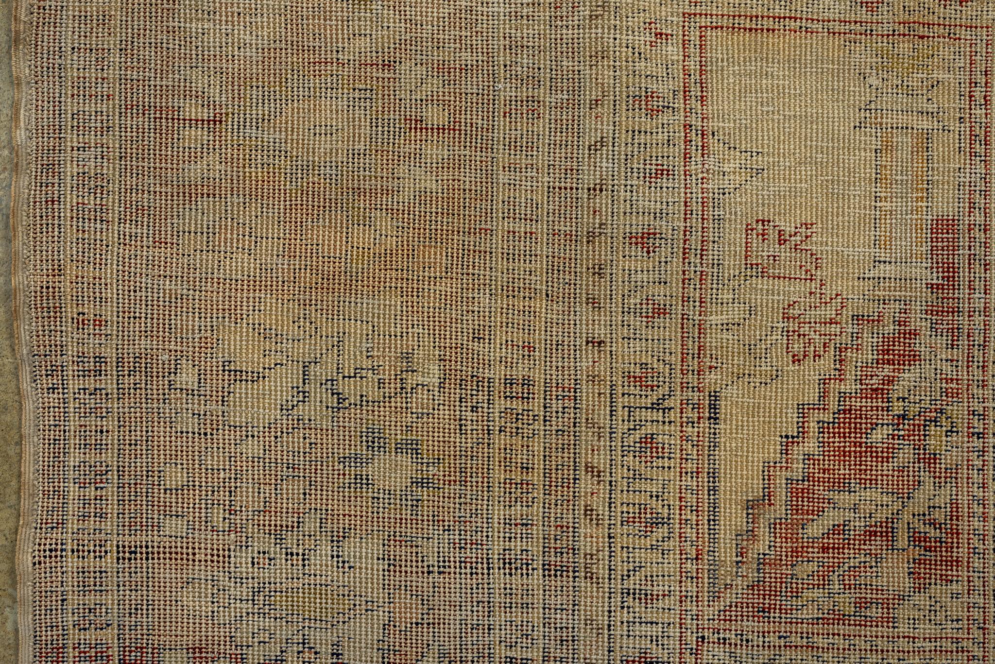 Ein Kaisary-Teppich um 1900. im Zustand „Gut“ im Angebot in Philadelphia, PA