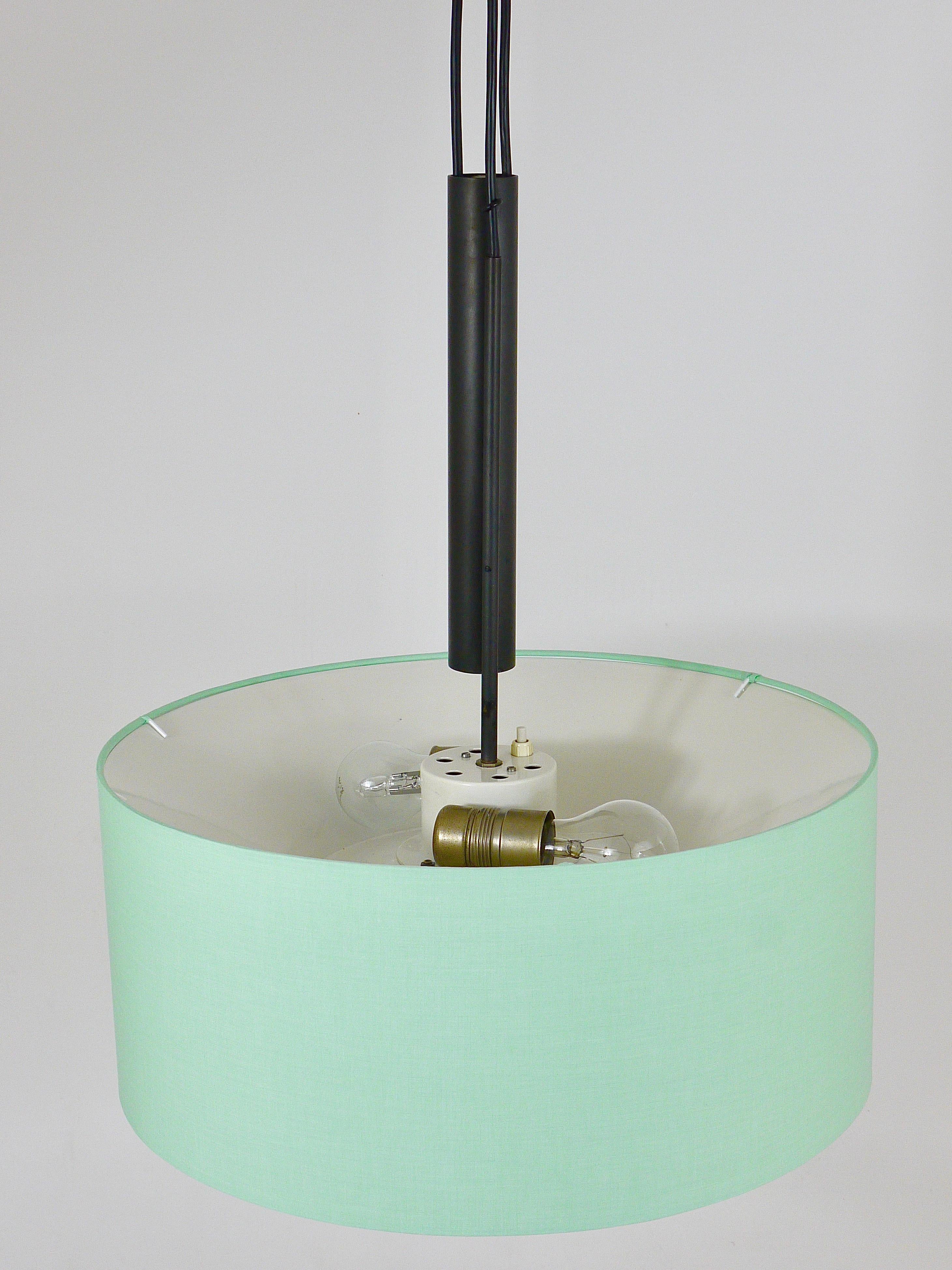 A Kalmar Midcentury Height-Adjustable Counterweight Pendant Lamp, Austria, 1950s For Sale 6