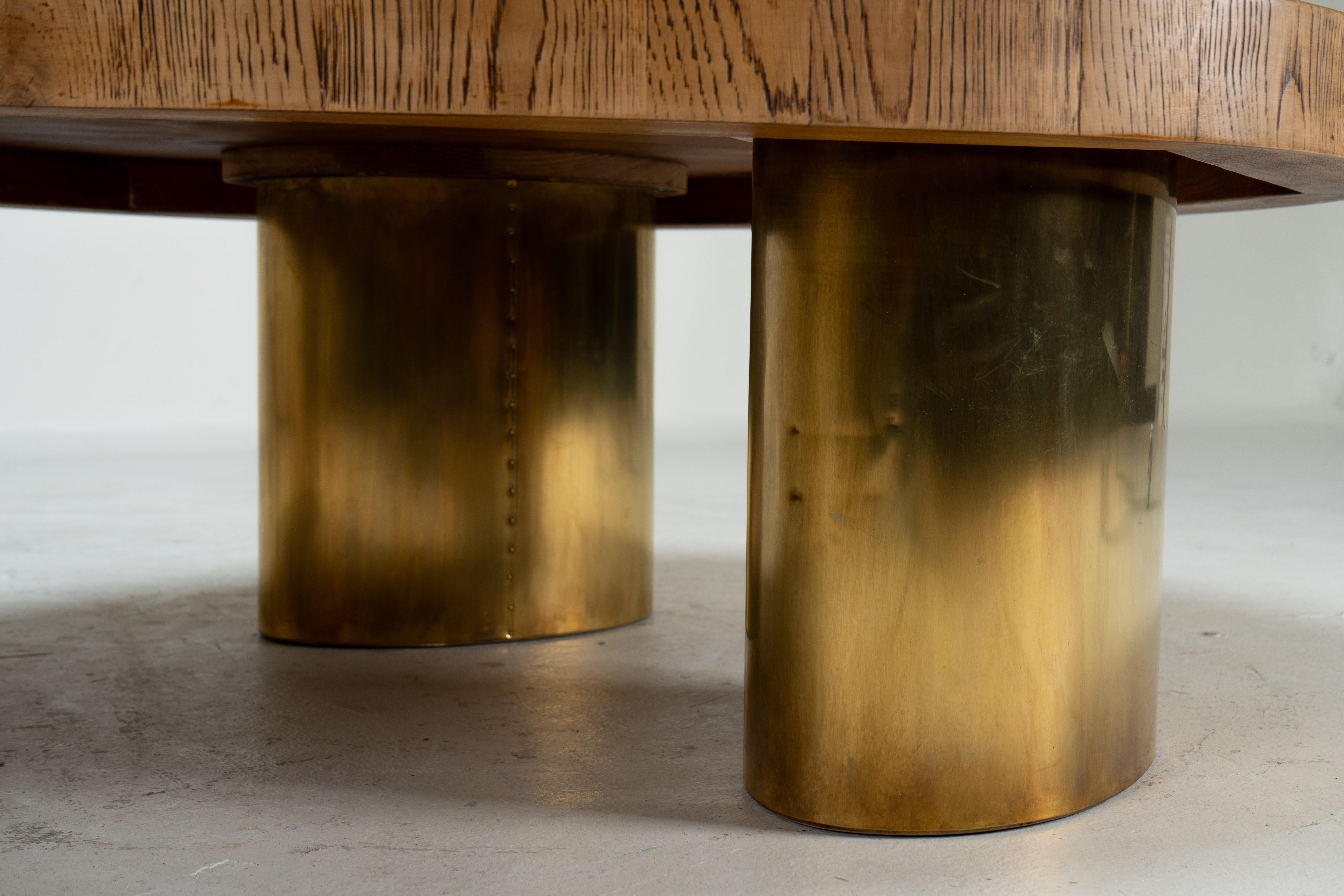 A Kidney-shaped Coffee Table with Brass Legs For Sale 2