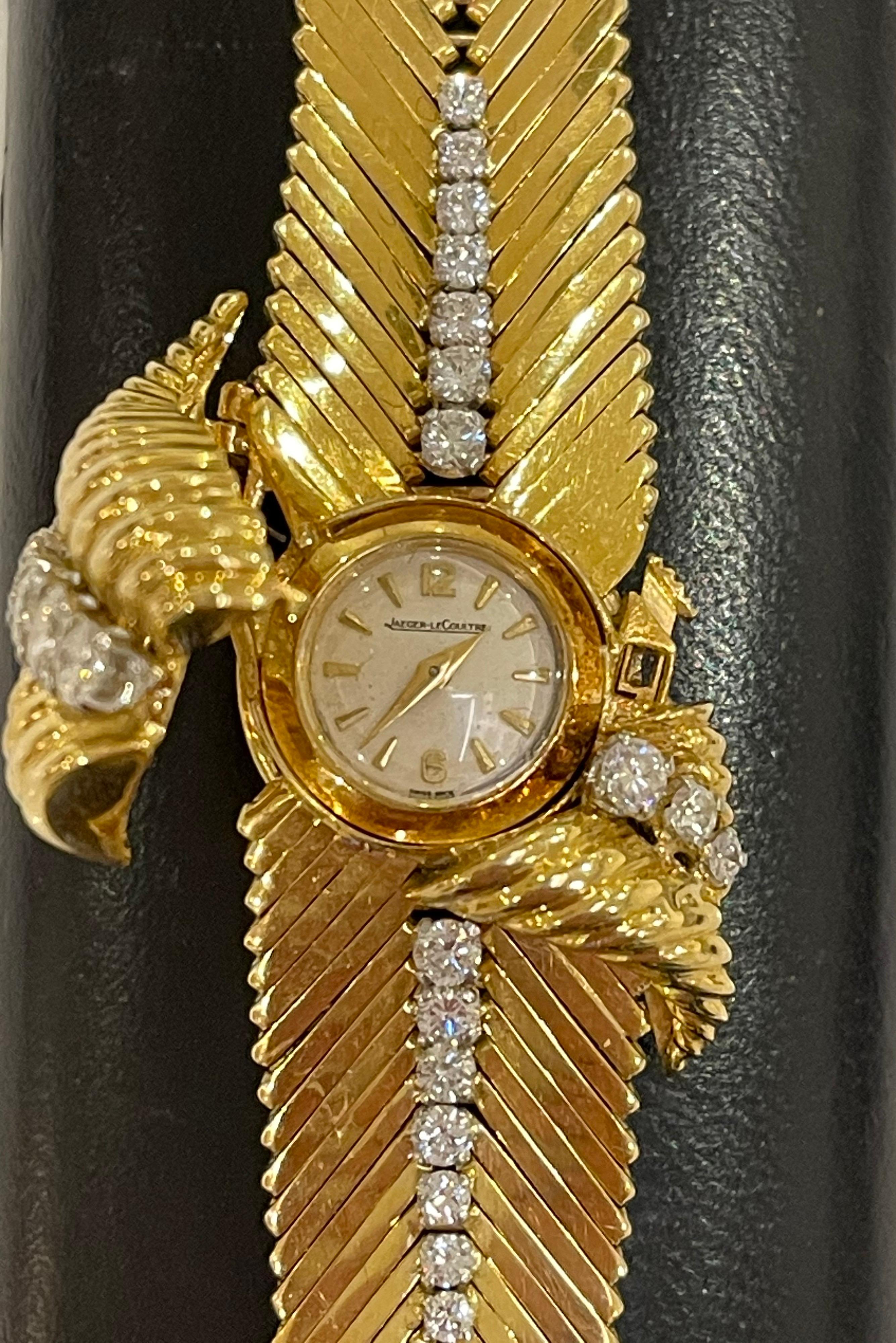 Round Cut Kutchinsky 18kt Yellow Gold and Diamond Ladies Wristwatch, in Original Box For Sale