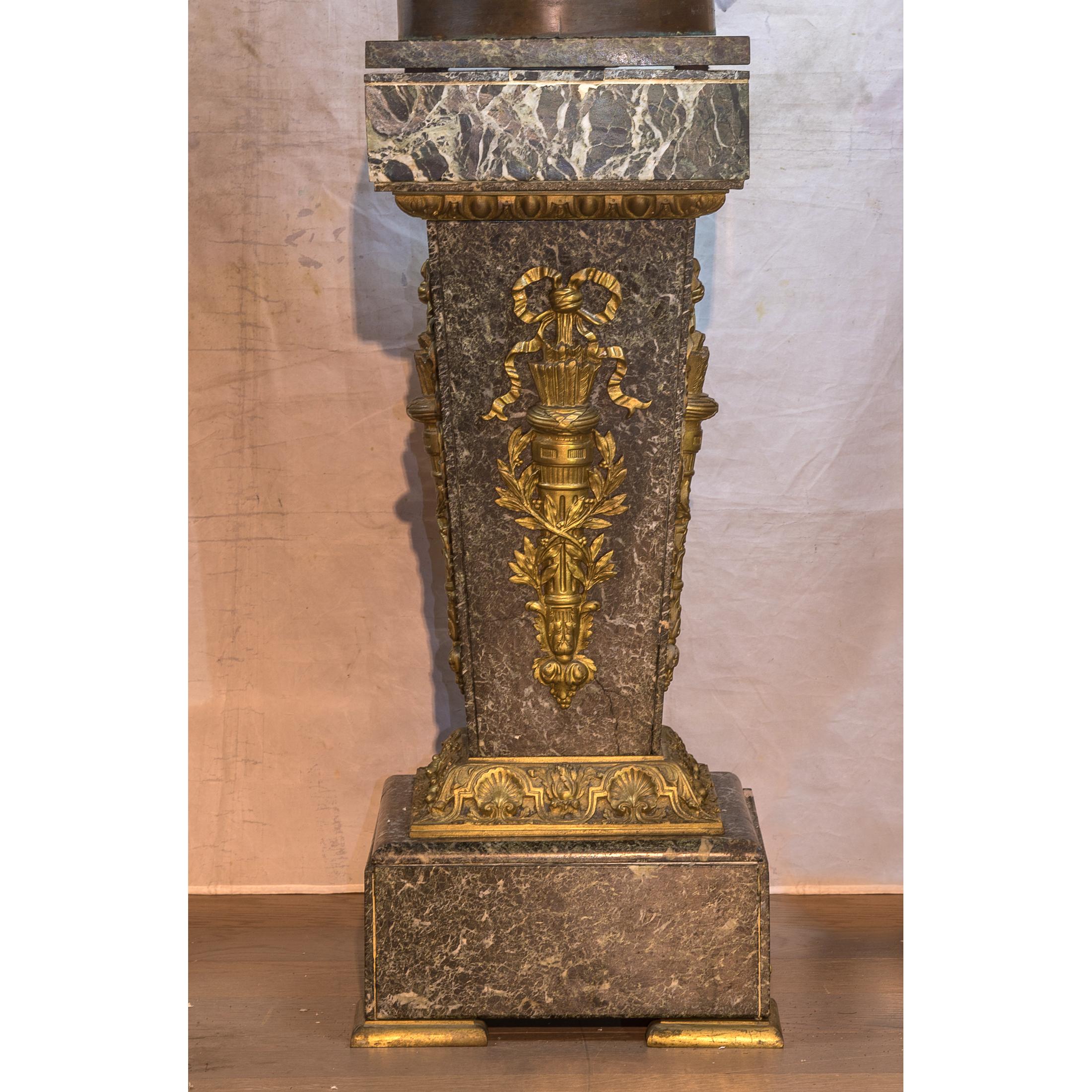 Bronze Figural Torchères and Pedestal - Médaille d'or - Exposition de 1867 For Sale 7