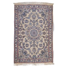 Lady's Carpet: Vintage Petite Esfahan