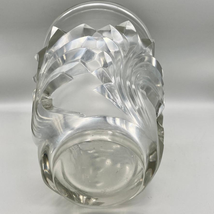 Molded A Lalique large Glass Leave vase  For Sale