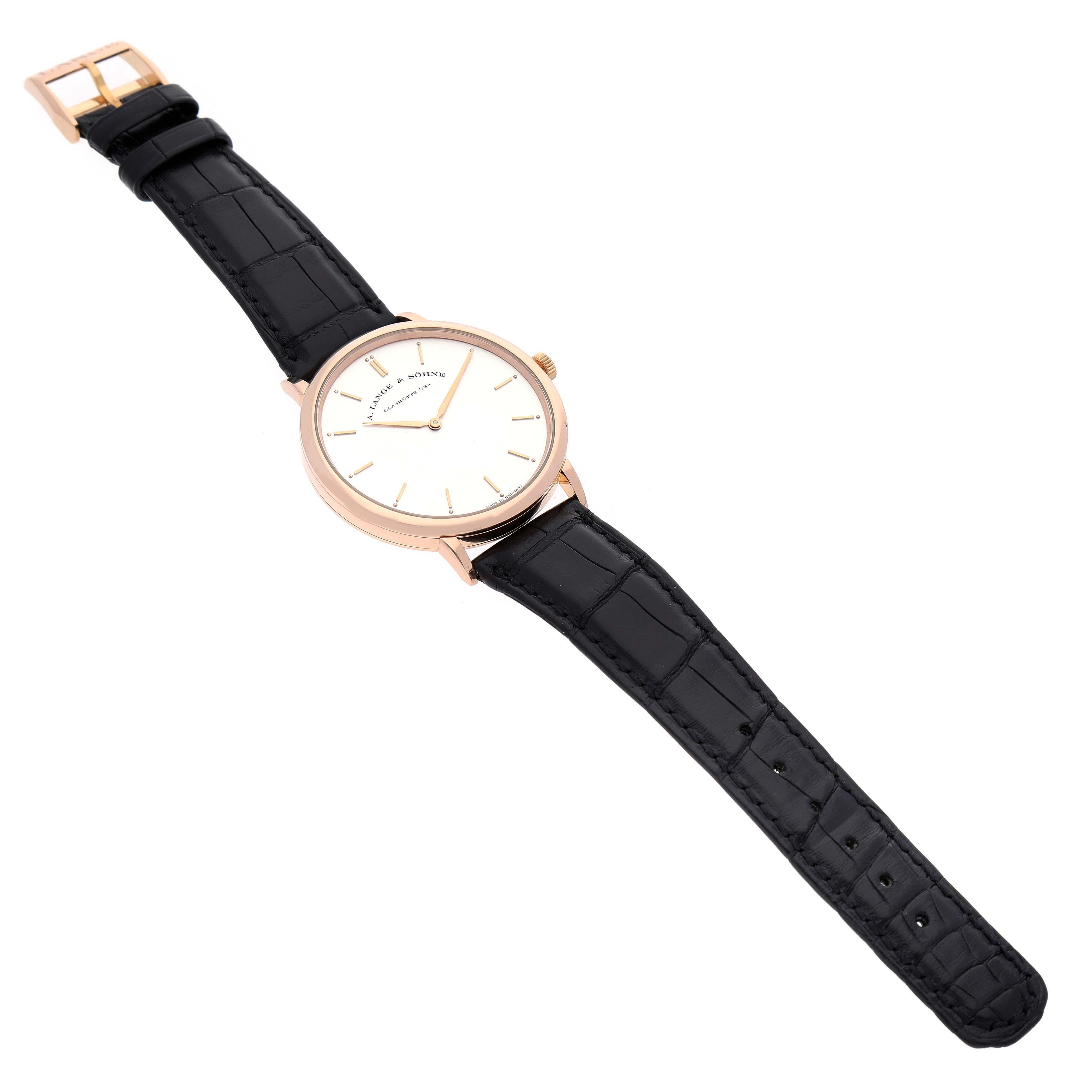 A. Lange and Sohne Saxonia Thin 40mm Rose Gold Mens Watch 211.032 en vente 5
