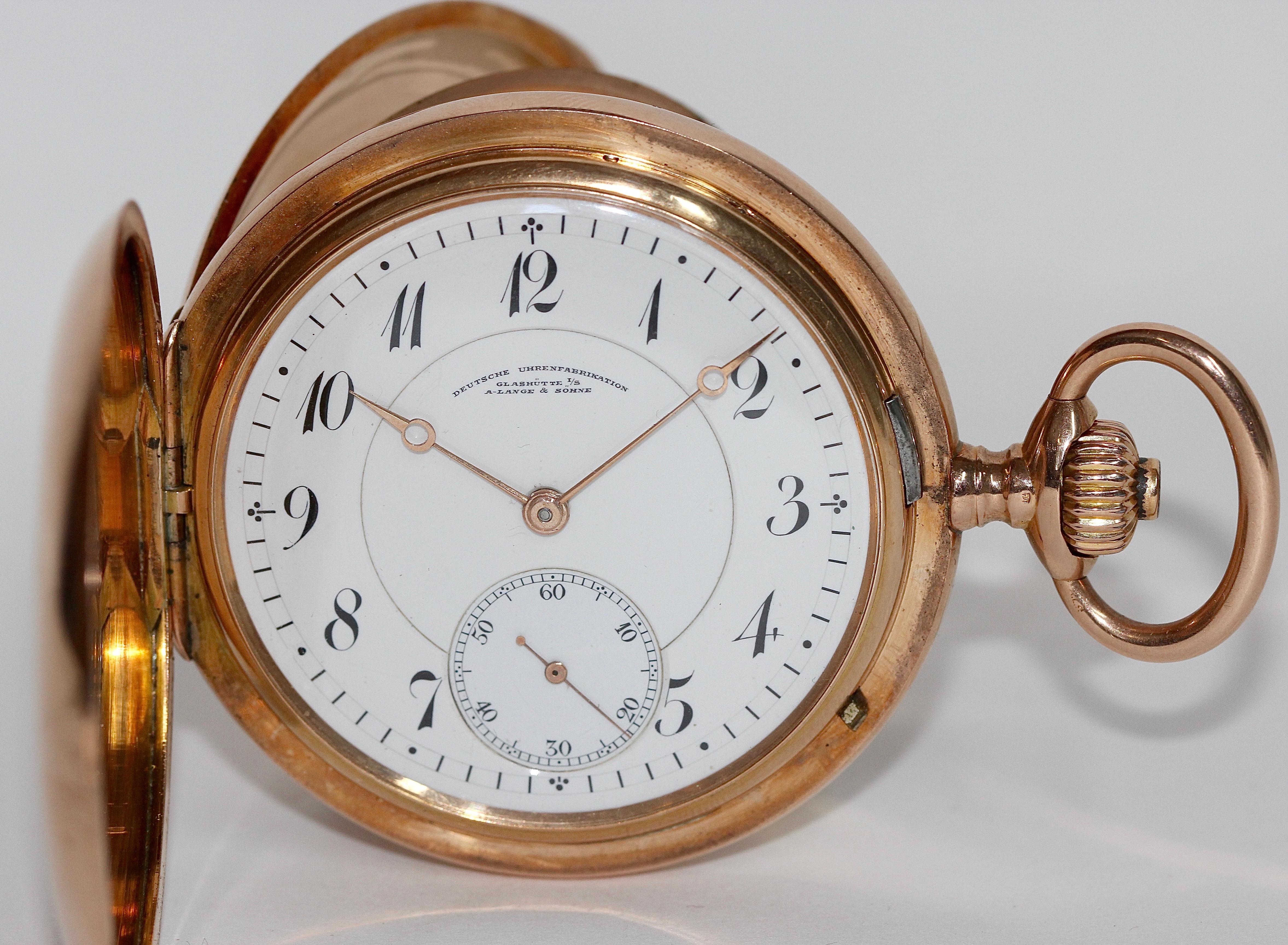 A. Lange & Söhne DUF Glashütte Pocket Hunter Watch 14k Gold.
Two lids in 14k gold, dust cover gilded.

Including original case, original certificate and Art Deco Chatelaine in 14k gold.

Jump cover does not 