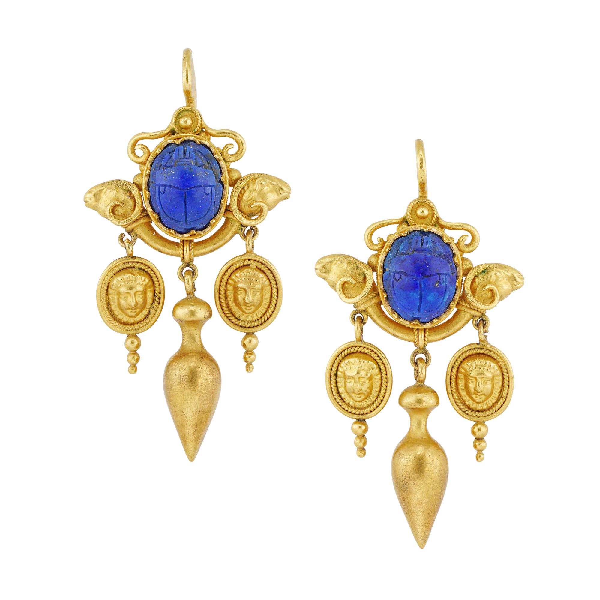 A Lapis And Gold Archaeological Revival Suite In Good Condition For Sale In London, GB